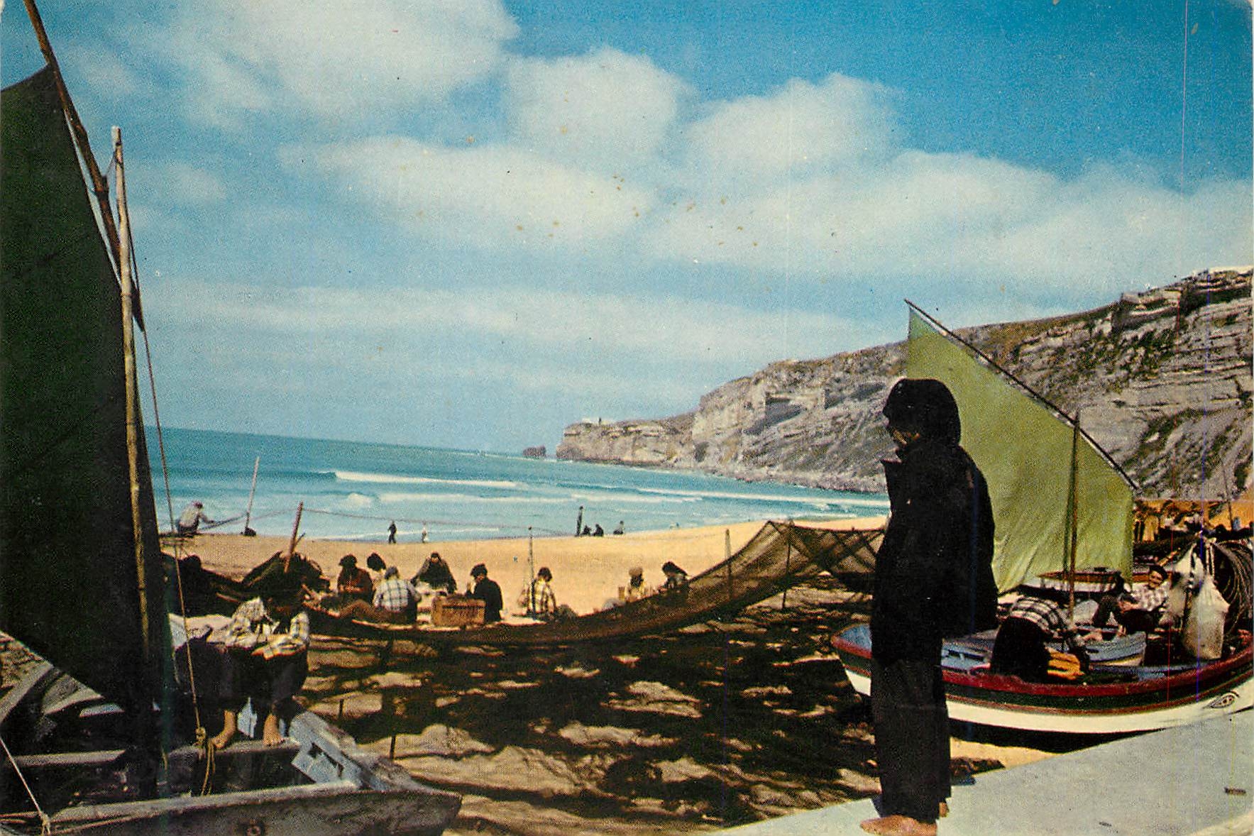 CPM 6 nazare portugal reparant les filets