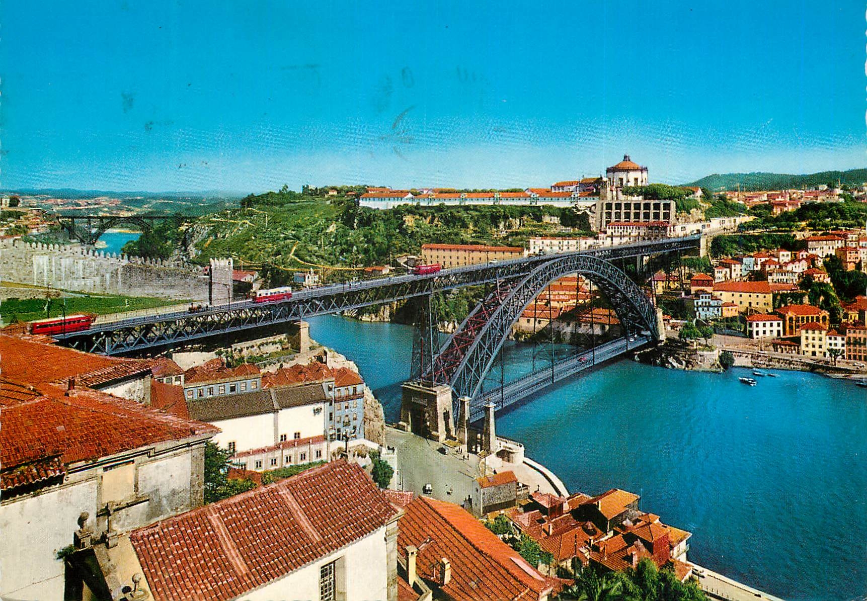 CPM 755 89 porto pont d louis