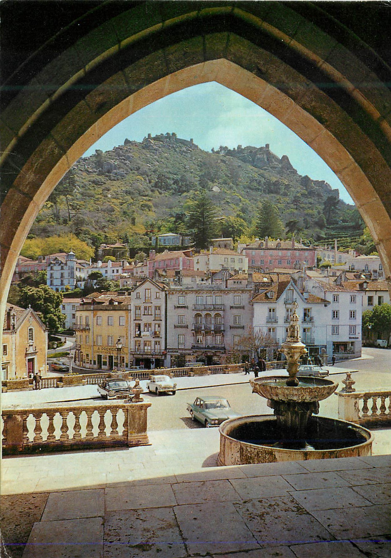 CPM Sintra vue sur la petite ville