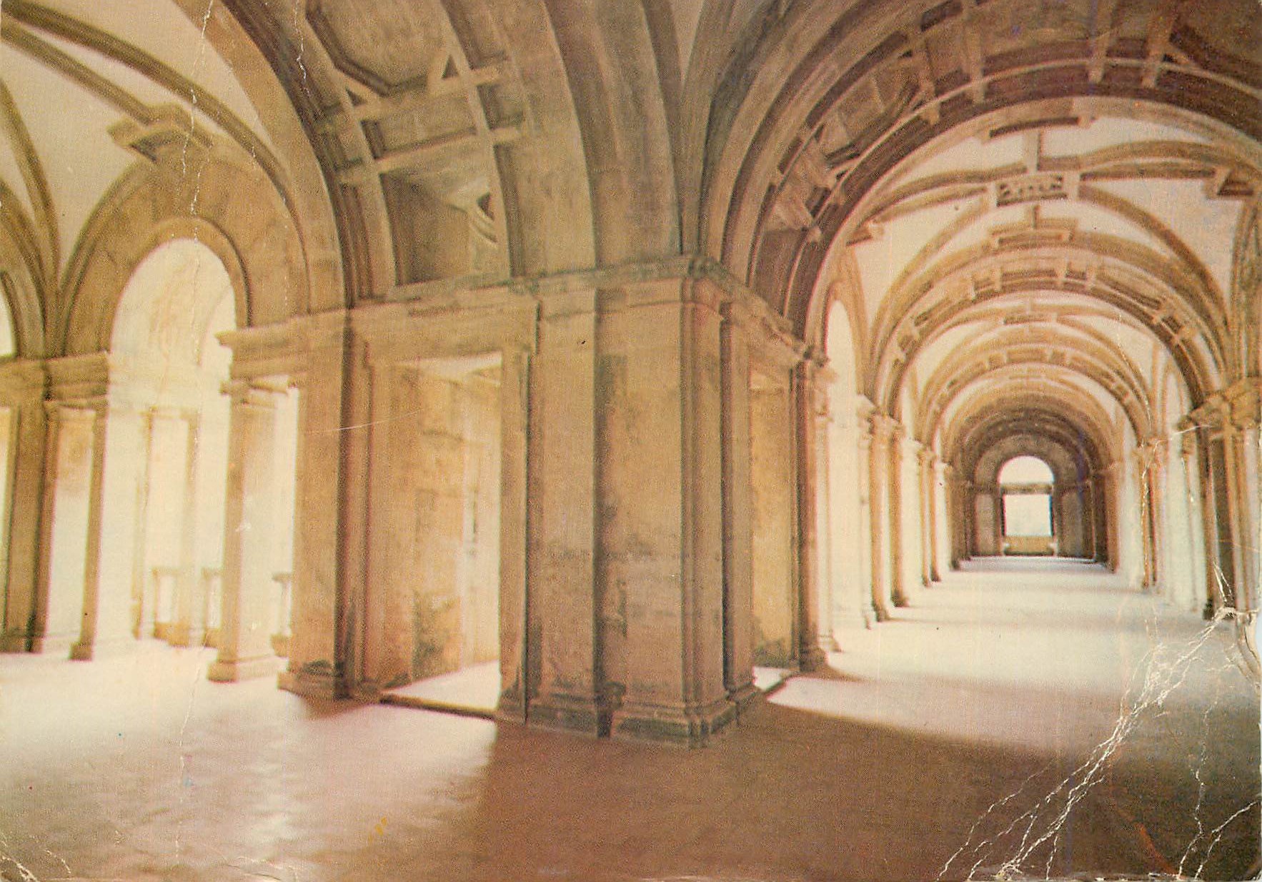 Corredores do Grande Claustro D. João III — Tomar, Portugal — Centro de Cartões de Postais