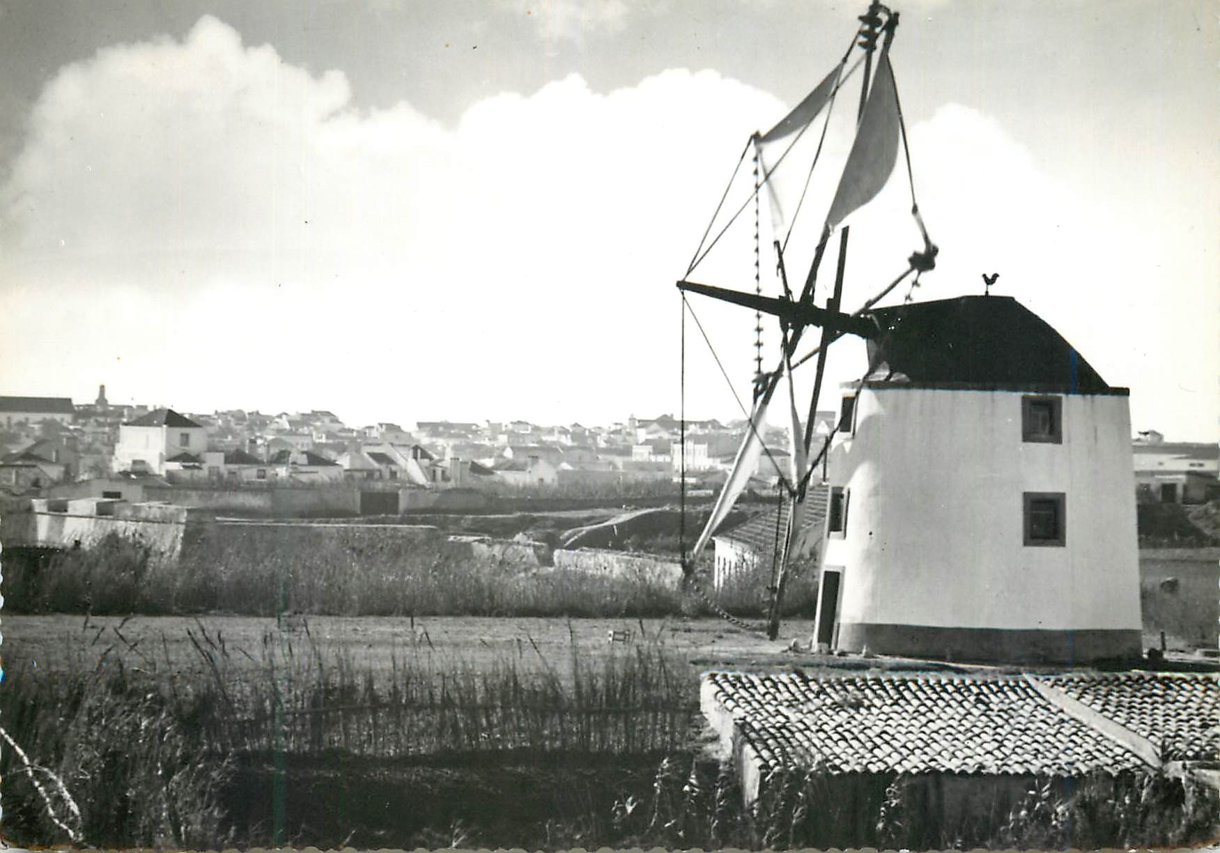 CPM 10 peniche portugal moulin du port de la lumiere