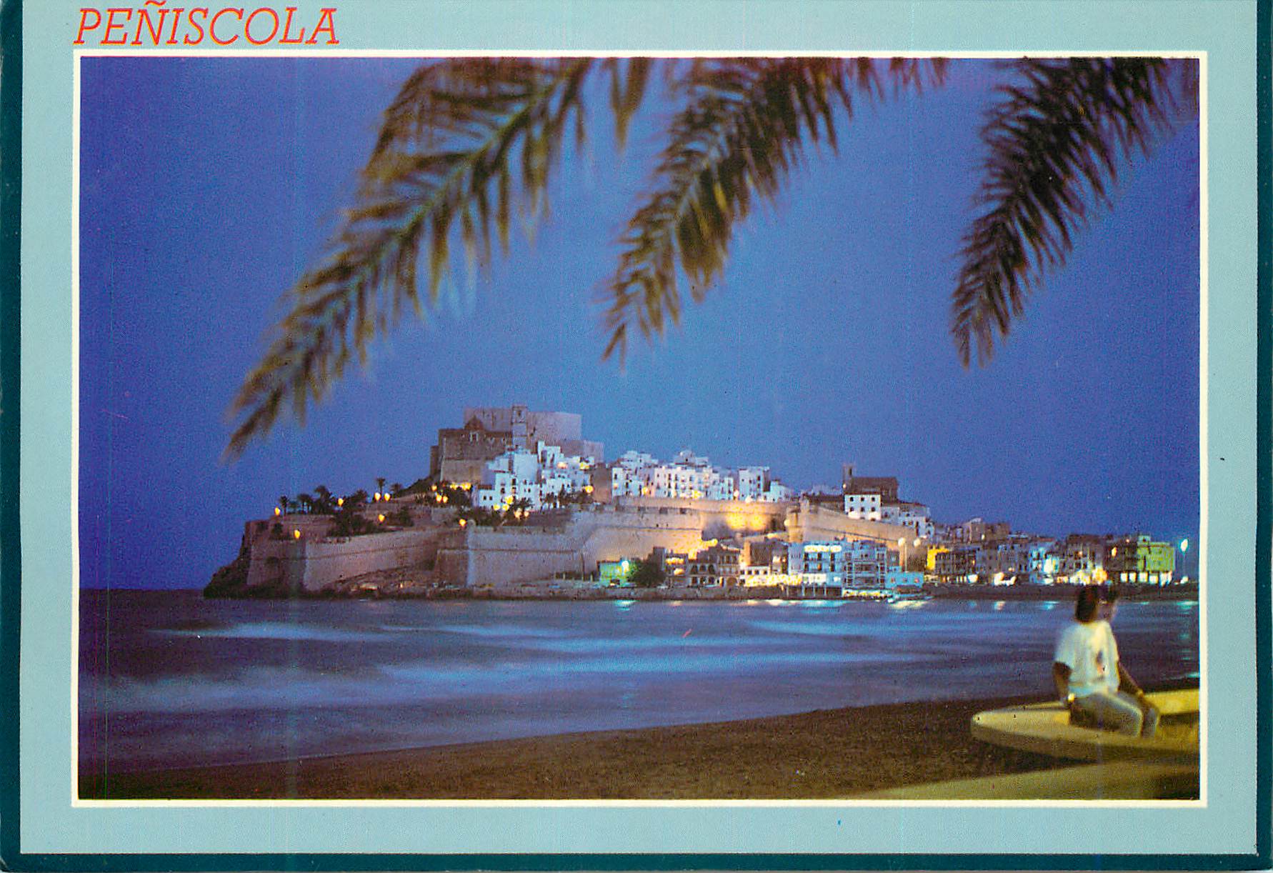 CPM N 46 Peniscola vue de la plage et village