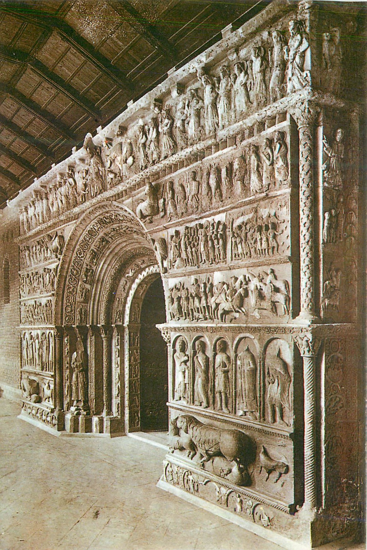 CPM Ripoll num 14 portada del monestir de santa marie de ripoll