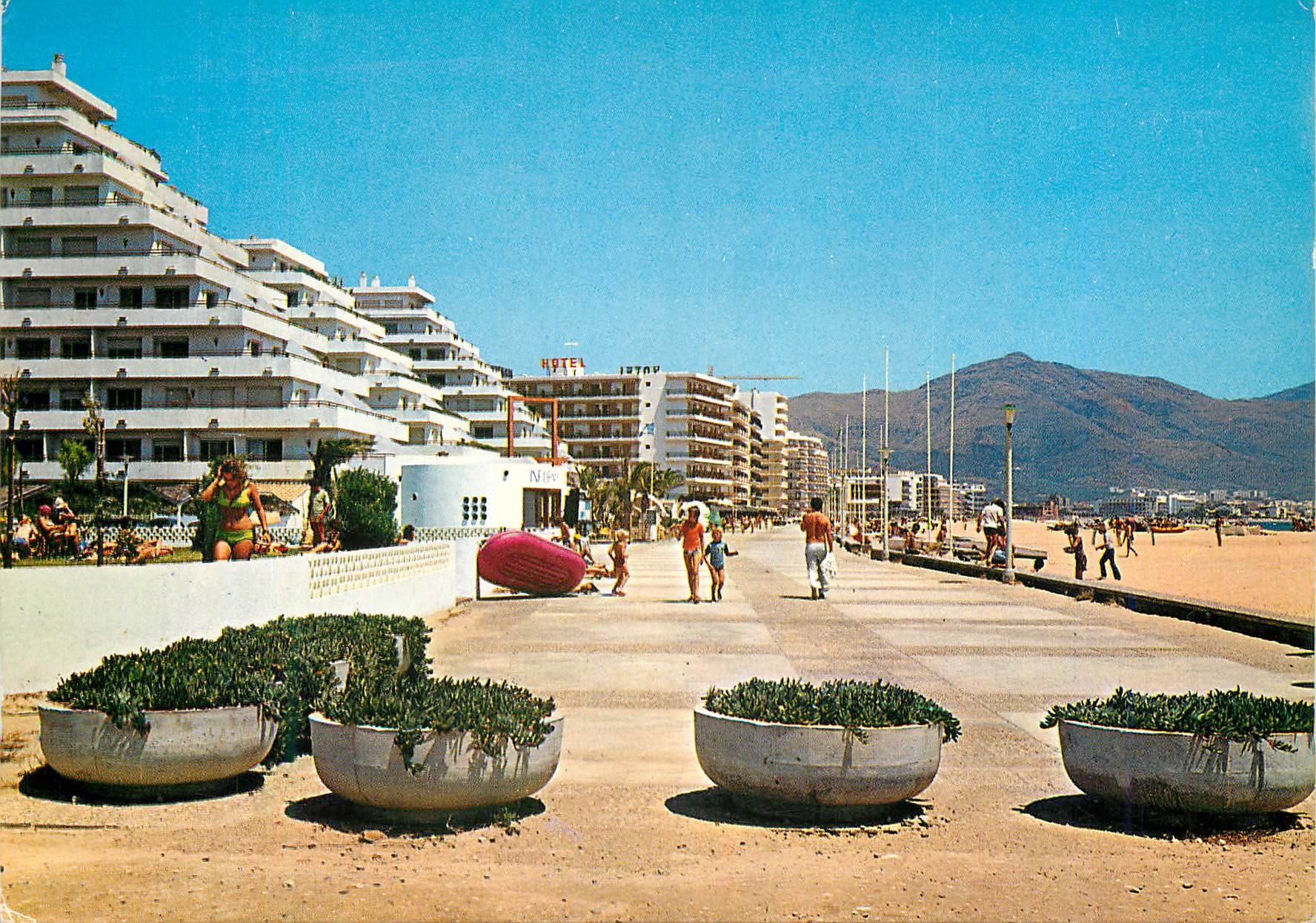 CPM Rosas costa brava paseo de santa margarita n ge 3263