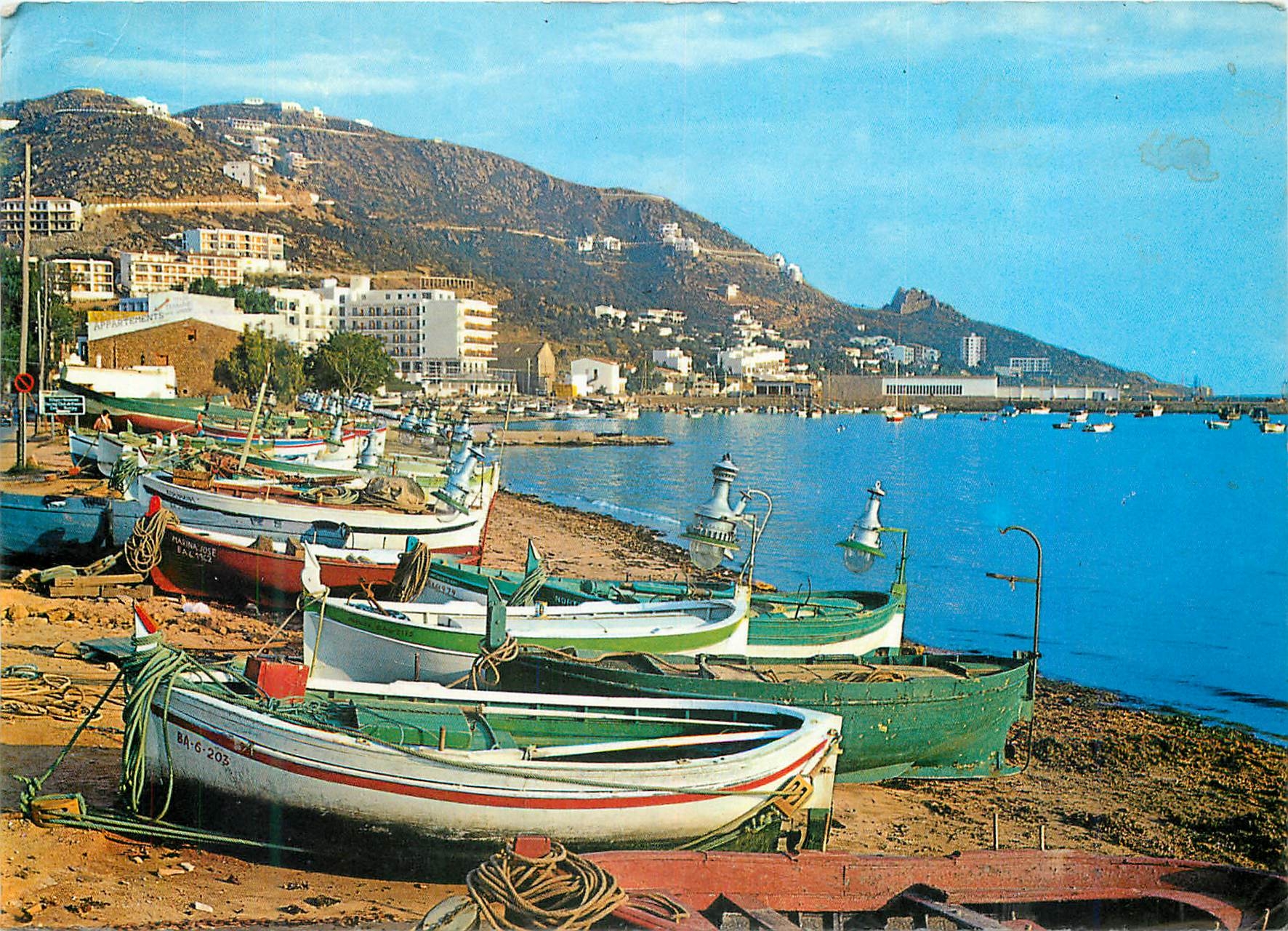 CPM Rosas costa brava n ge 3264 Bateaux