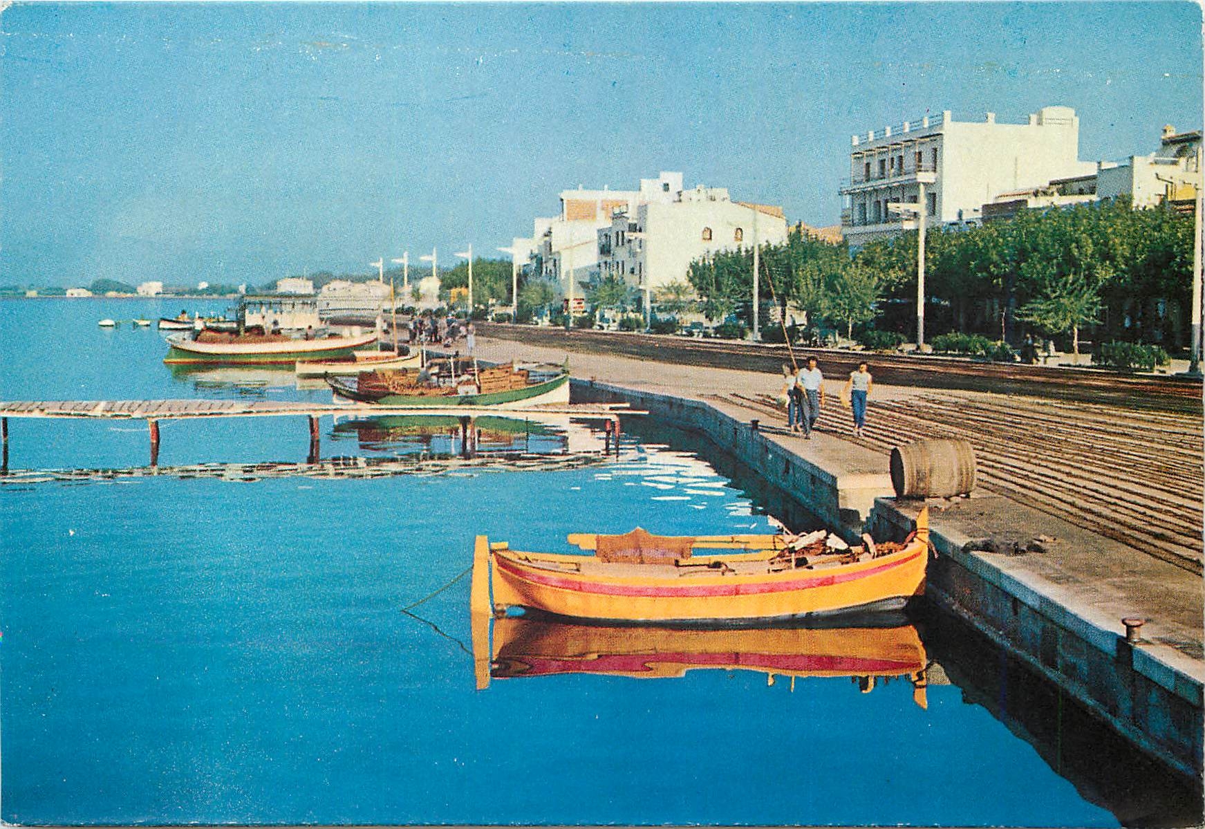 CPM Rosas costa brava 2036 vue partielle de la promenade maritime