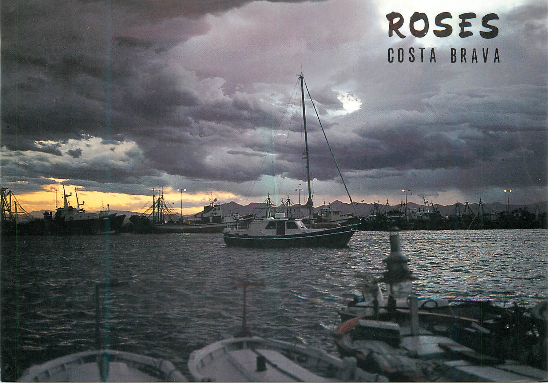 CPM Rosas costa brava 1134 beau crepuscule