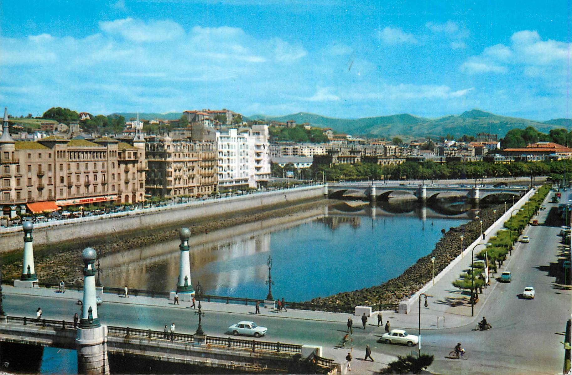 CPM San sebastian n 64 ponts du kursaal et ste catherine