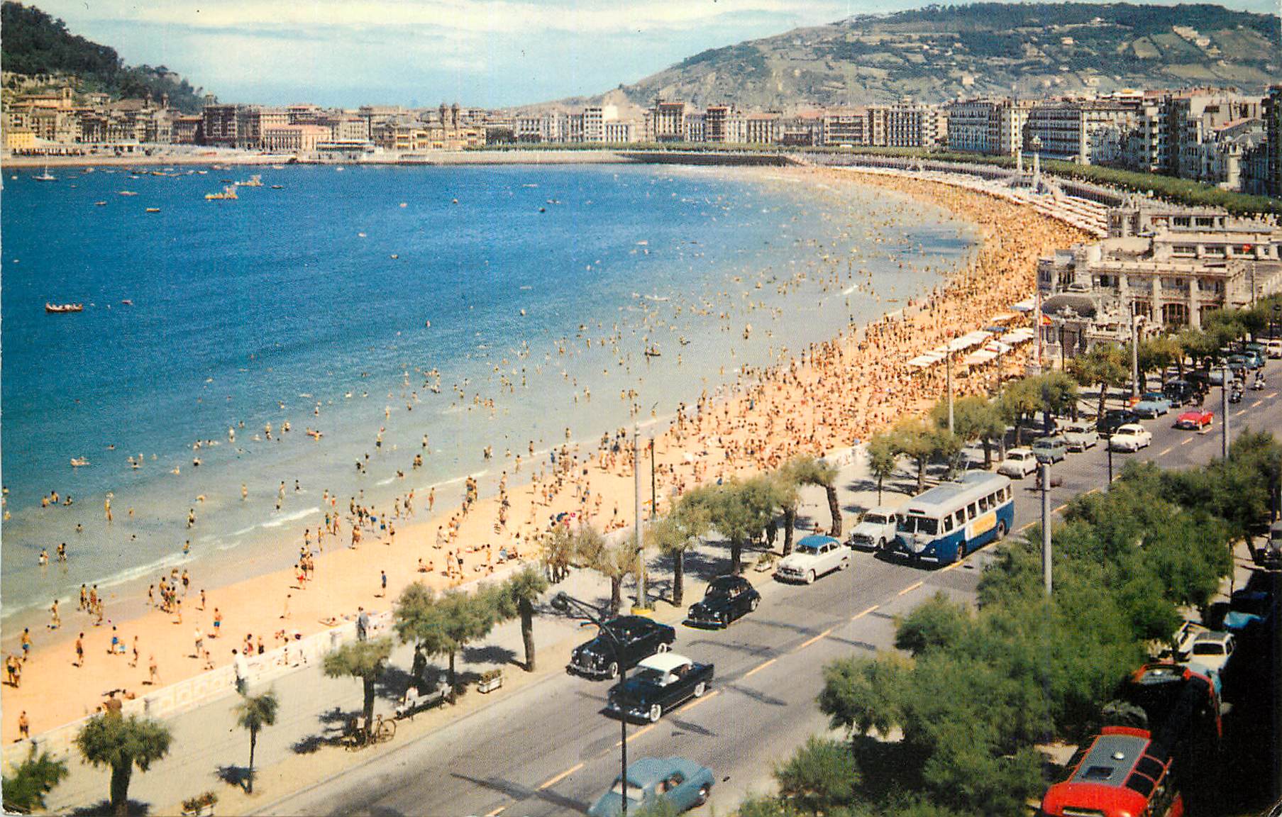CPM San sebastian promenade et plage de la concha