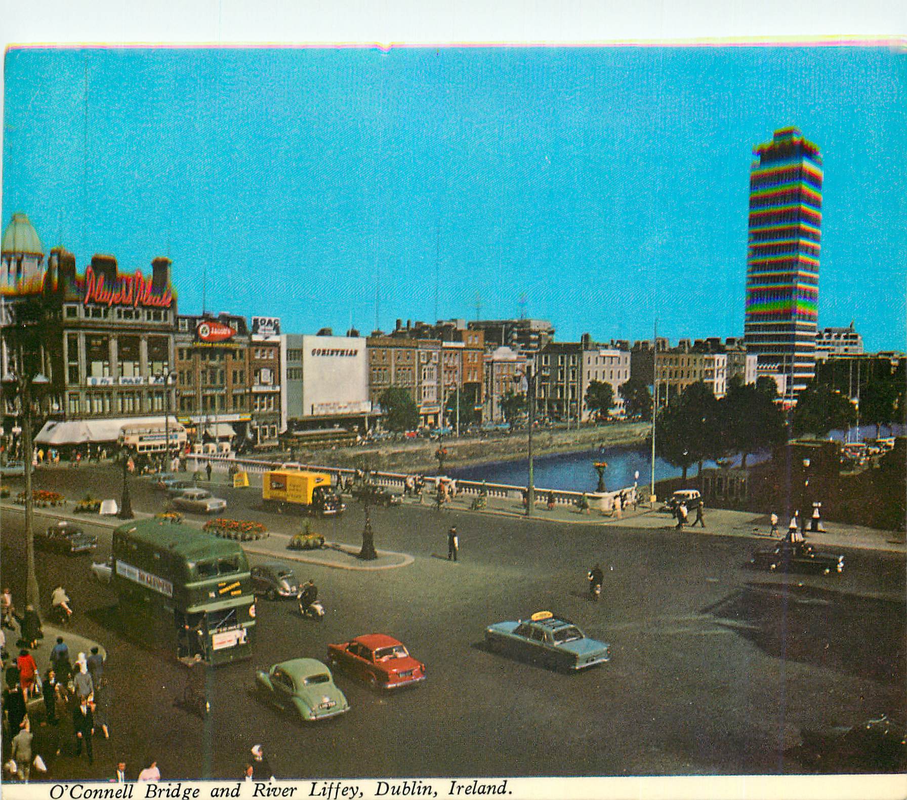 CPM Dublin ireland o connell bridge and river