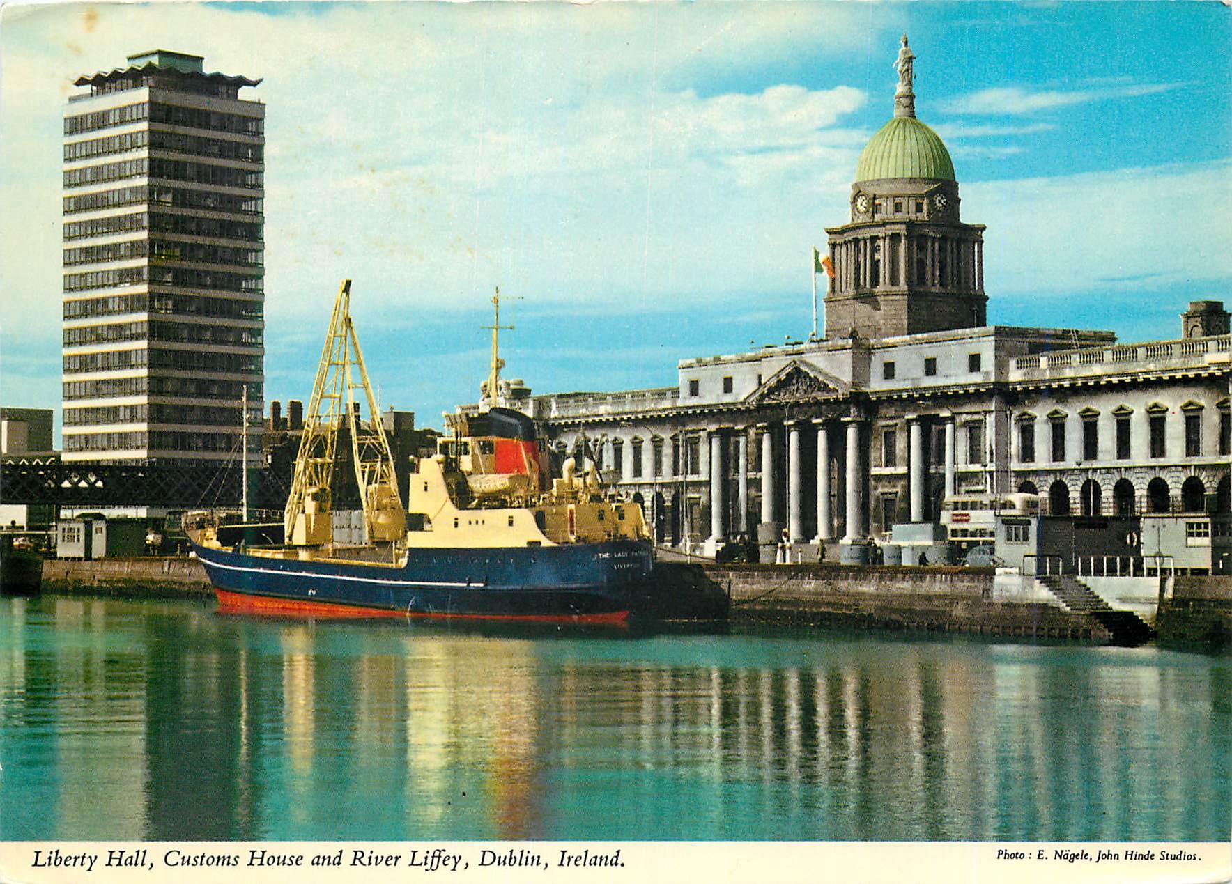 CPM Dublin ireland customs house and river liffey