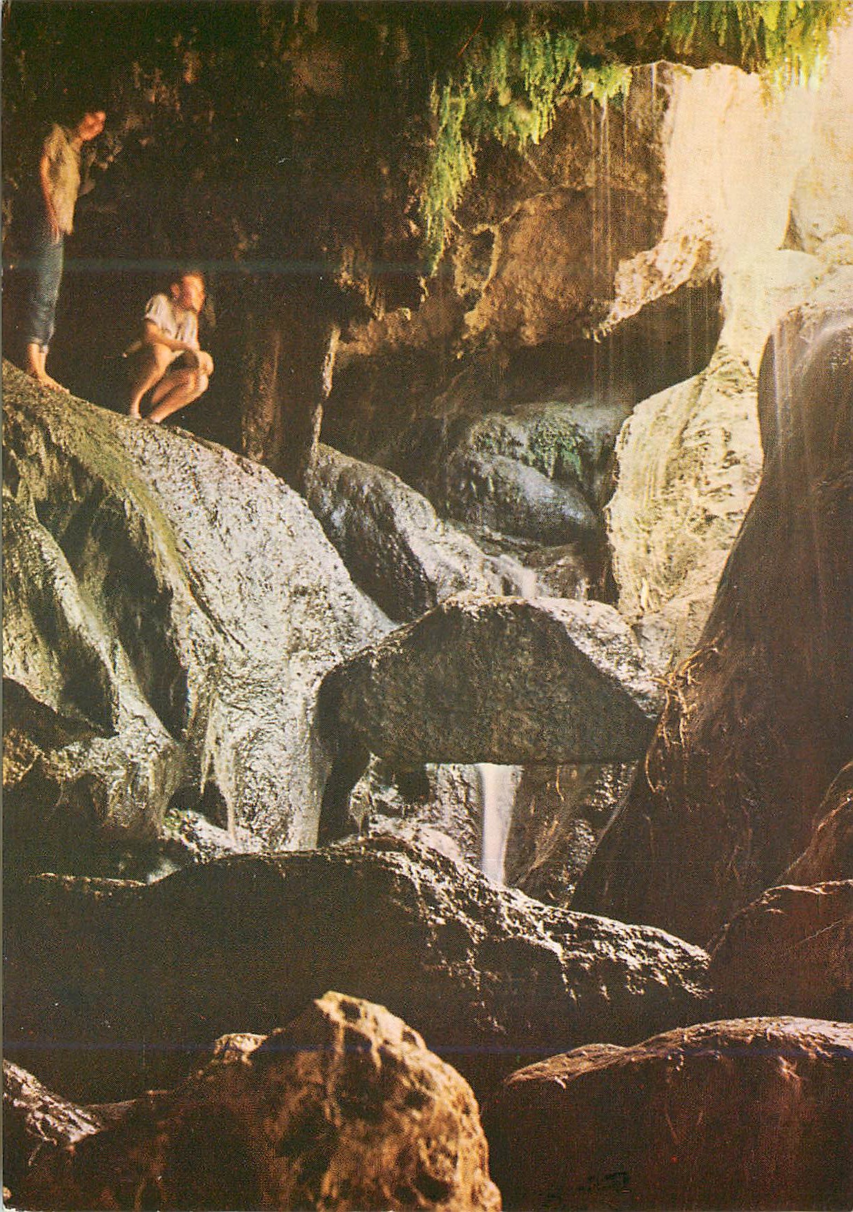 CPM Ein gedi a cave at nachal david