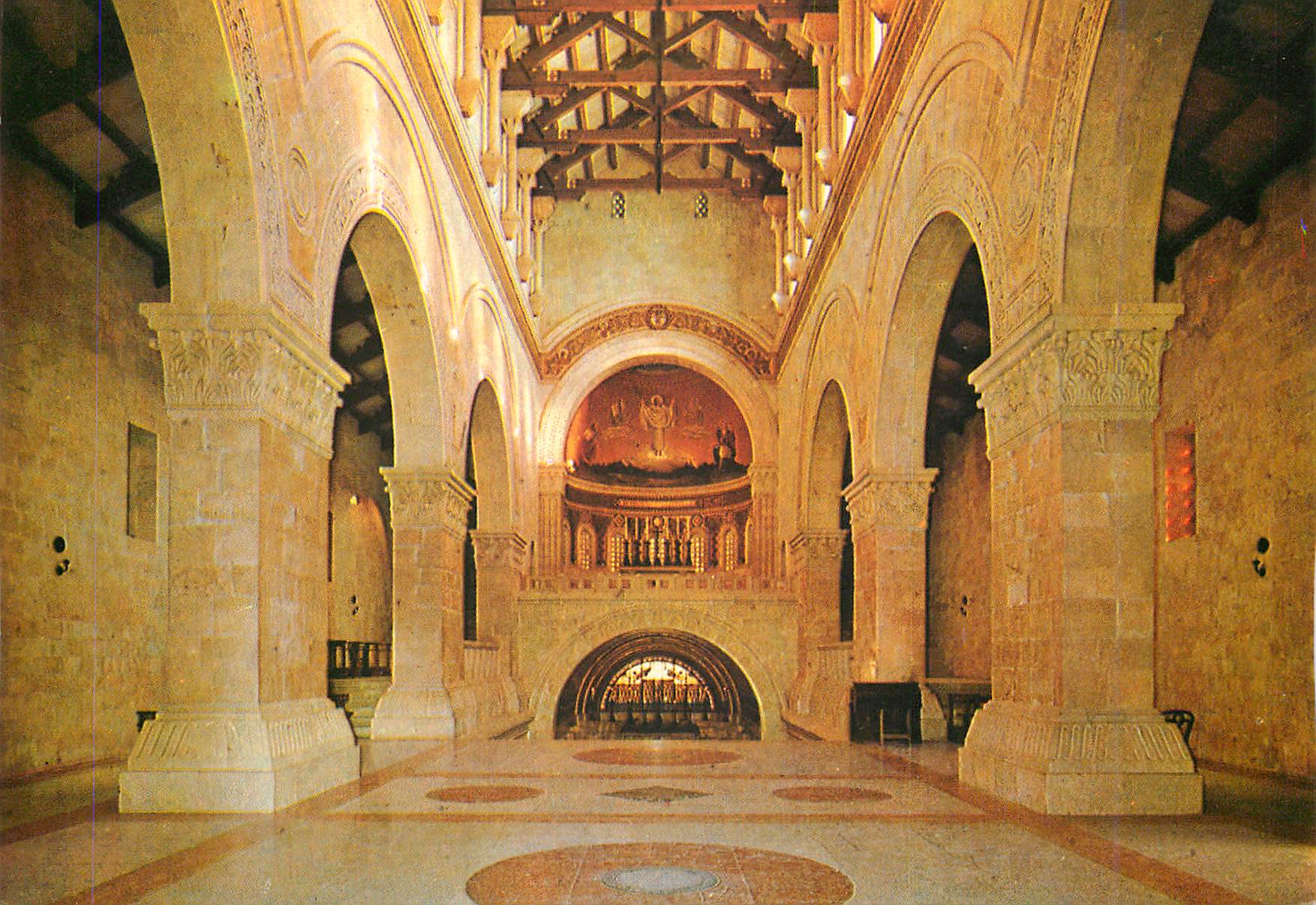 CPM Mont Tabor La Basilique de Transfiguration