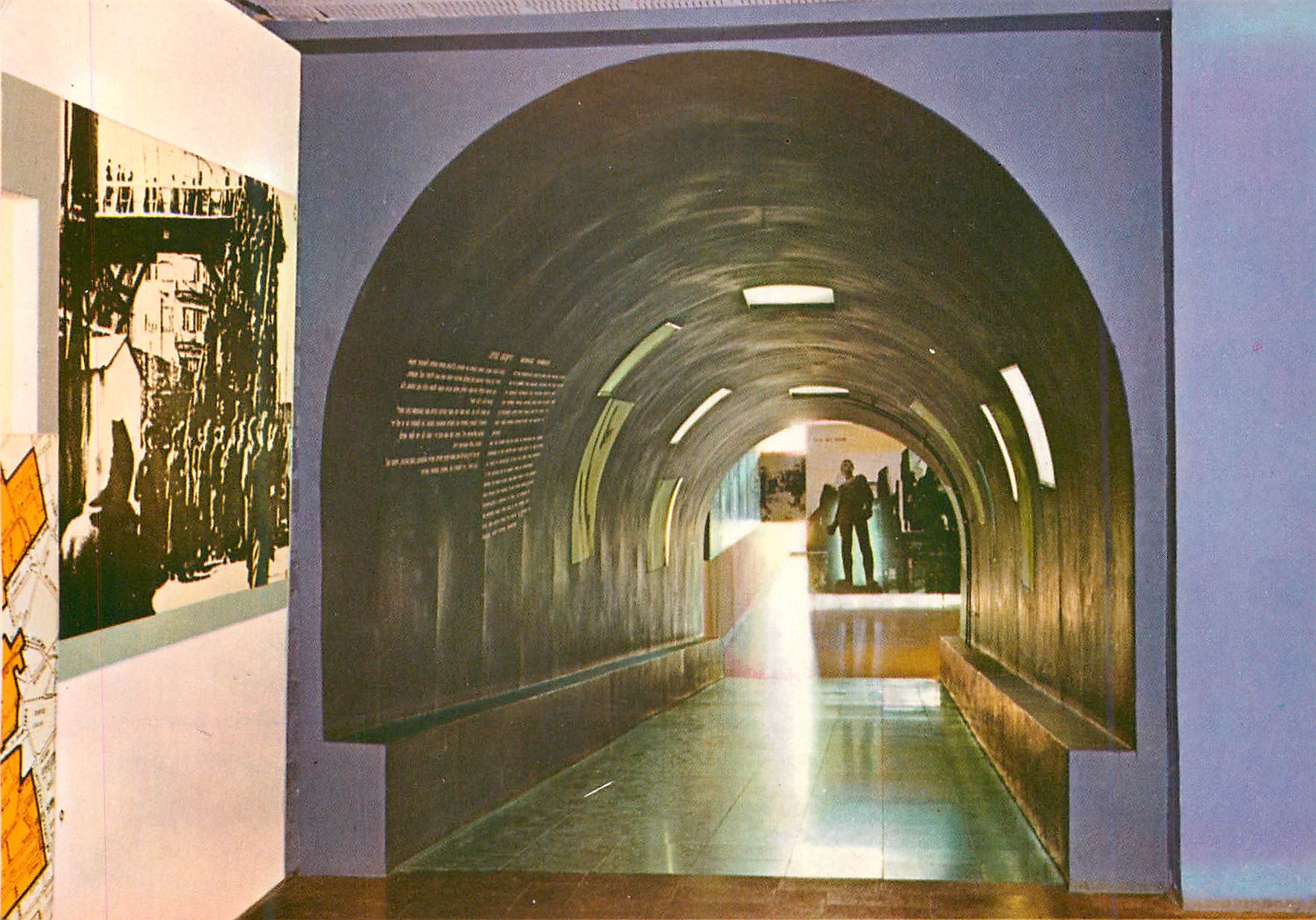 CPM Jerusalem The Museum Model of a Sewer of the Warsaw Ghetto