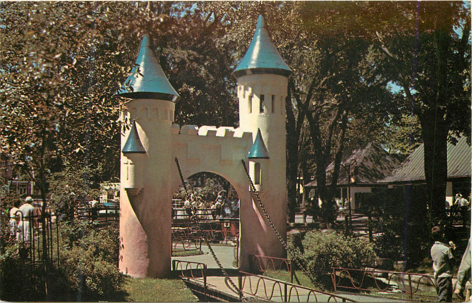 CPM Canada Montreal Le Jardin des Merveilles Parc Lafontaine