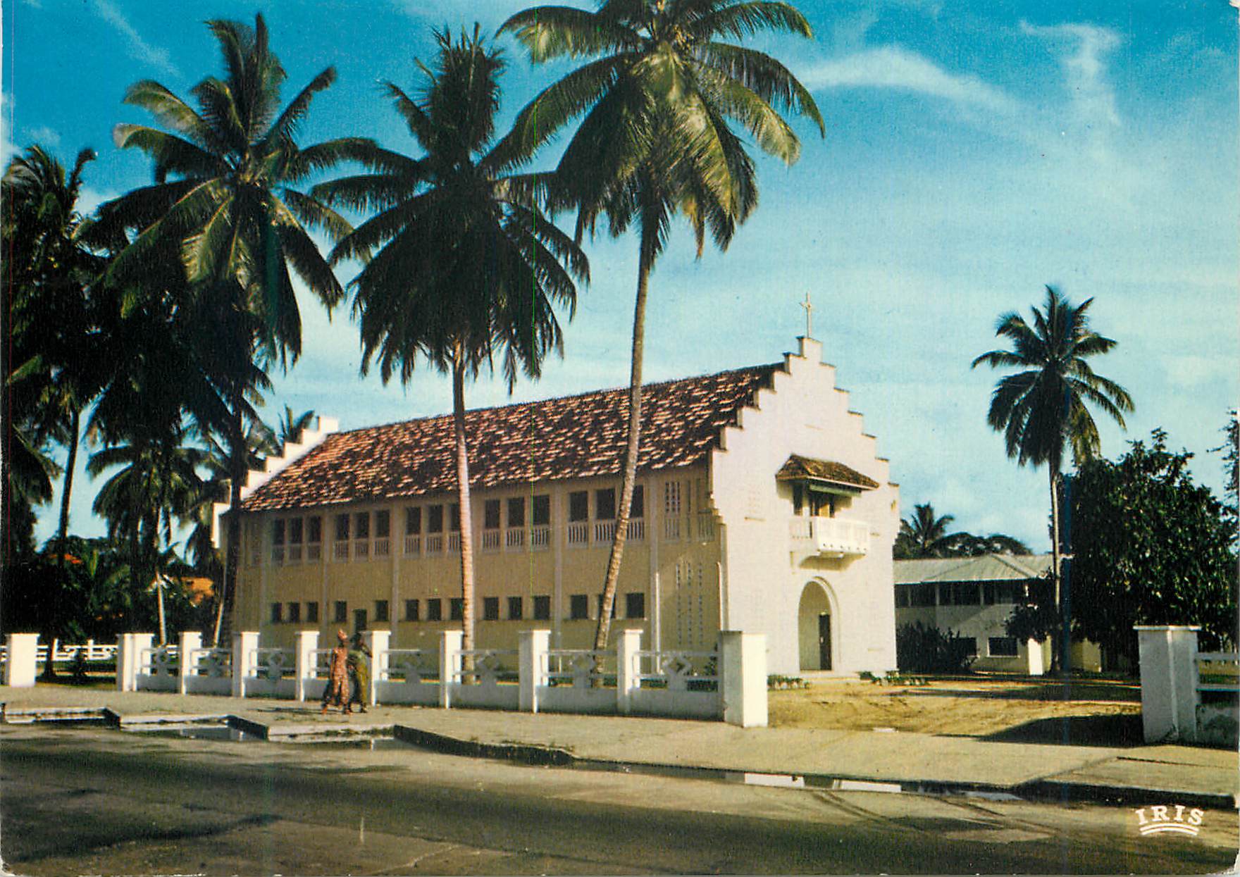 Église de Pointe-Noire — Congo — éditeur IRIS