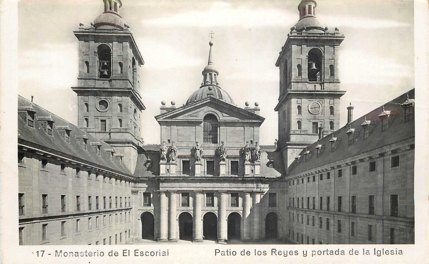 CPM Monasterio de Ei Escorial Patio de los Reues y Portada de la Iglesia