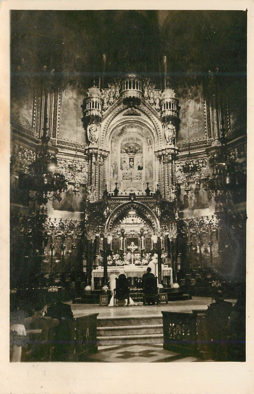 CPM Montserrat Interior de la Basilica