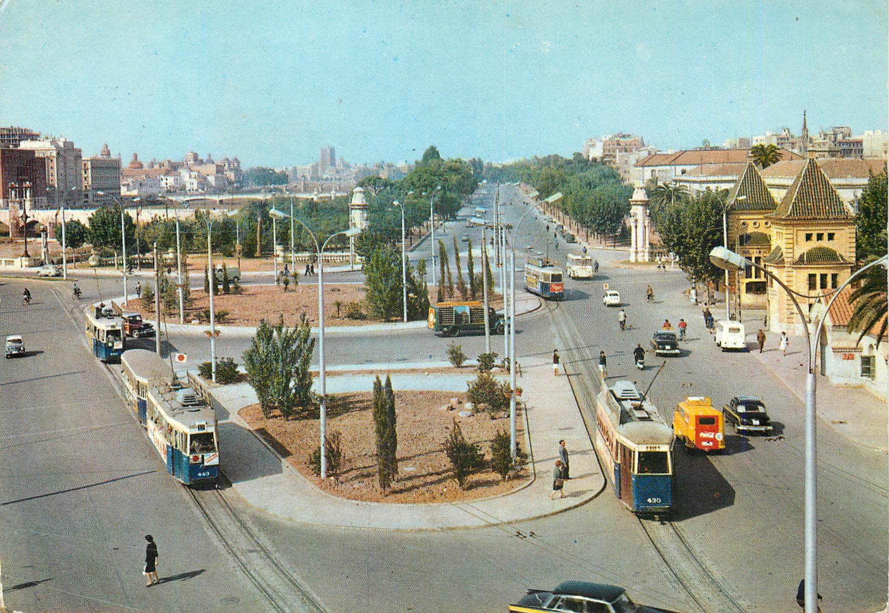 CPM Valencia Place d'Aragon et Allee Tramway