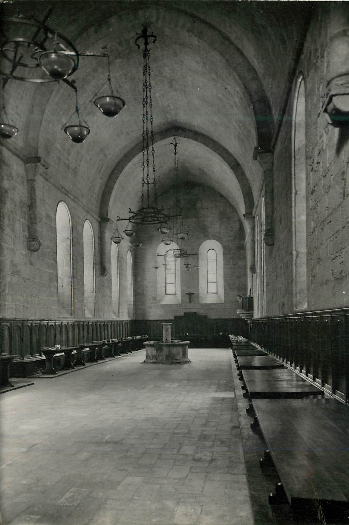 CPM Real Monasterio de Poblet Le Refectoire XIII S 
