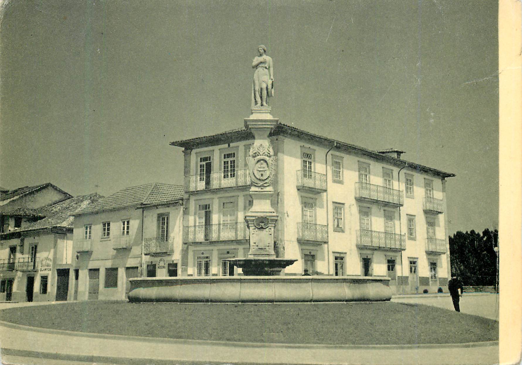 CPM Moncao Estatue de Dieu la Deu Martins