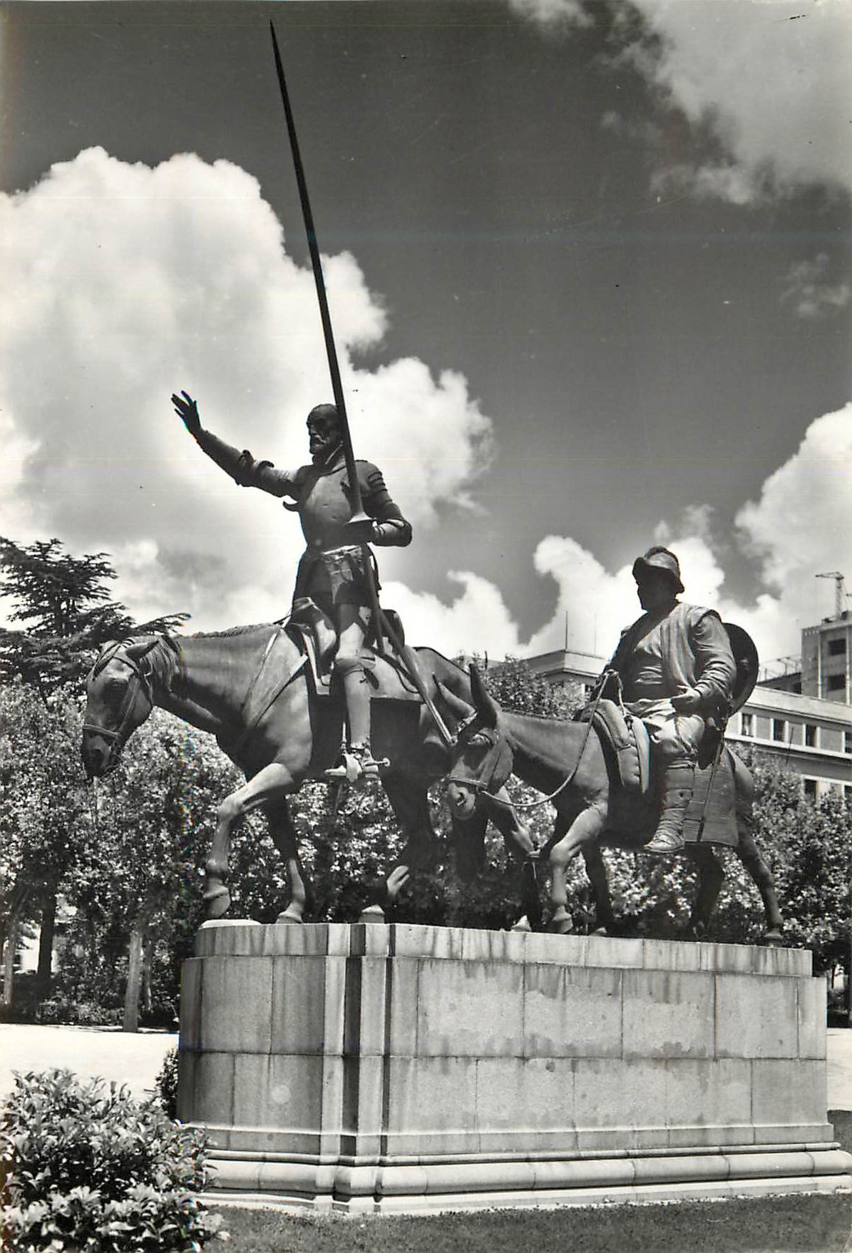 CPM Madrid Don Quichotte et Sancho Panca