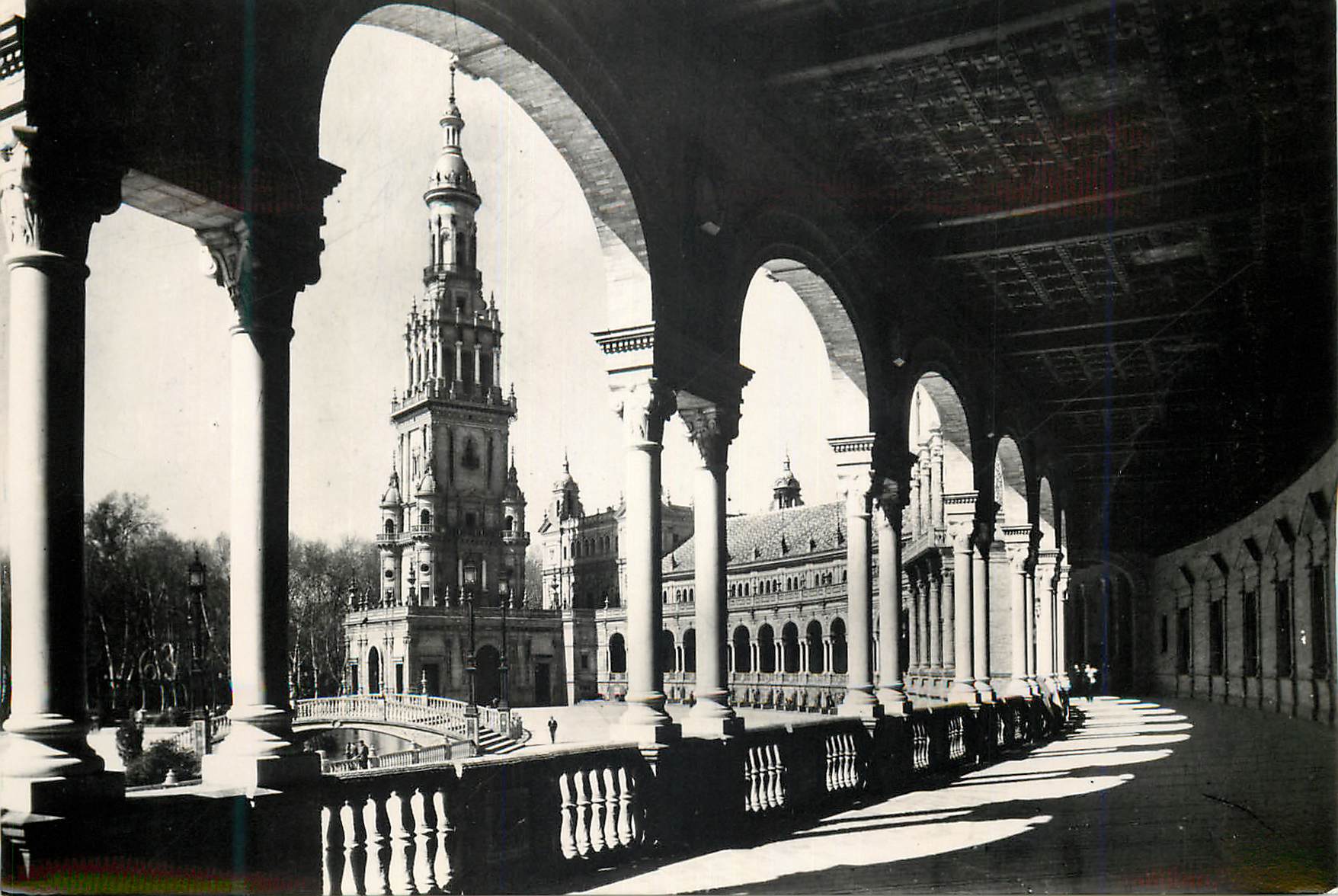 CPM Sevilla Place de l'Espagne Galerie
