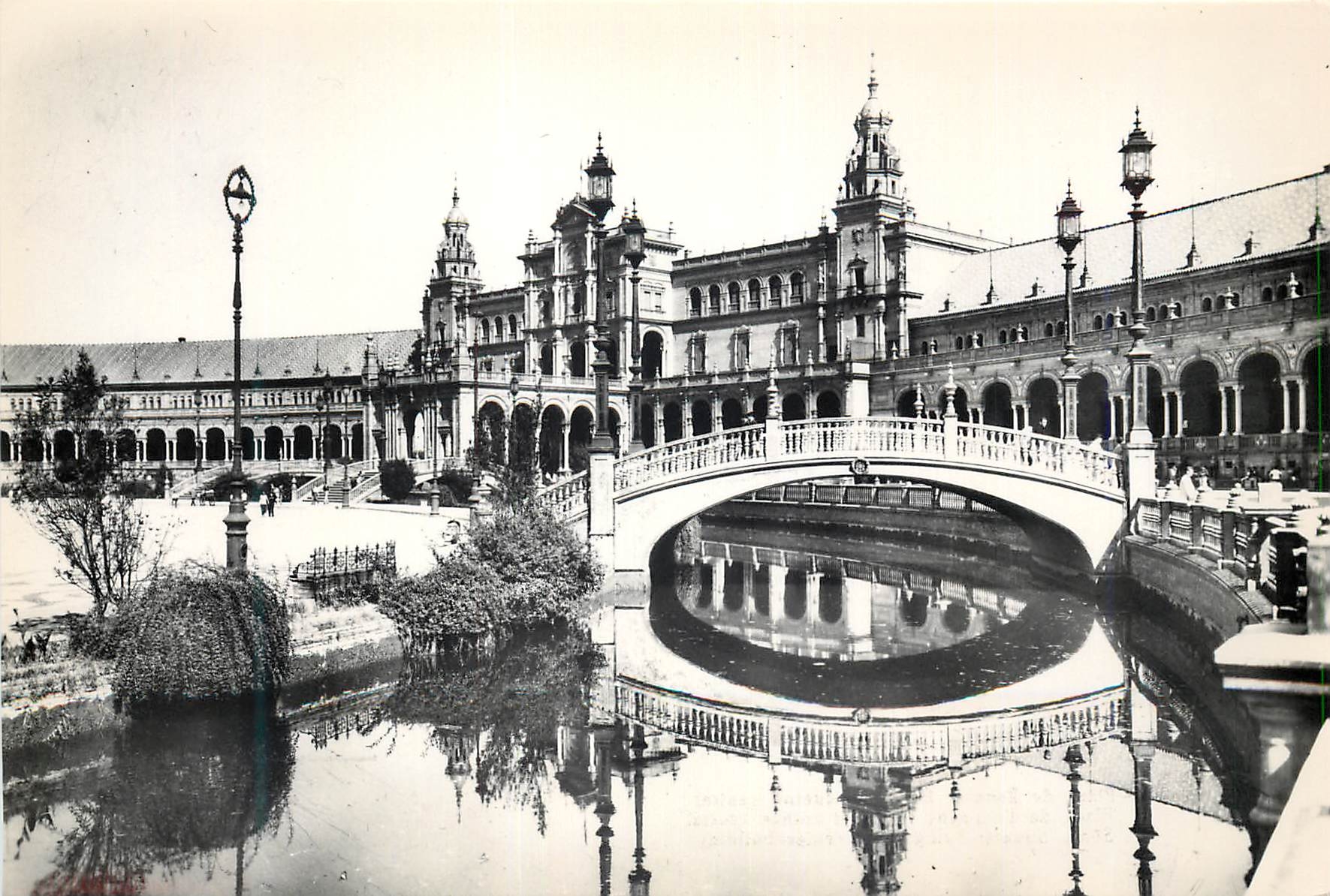 CPM Sevilla Place de l'Espagne Pont et Edifice central