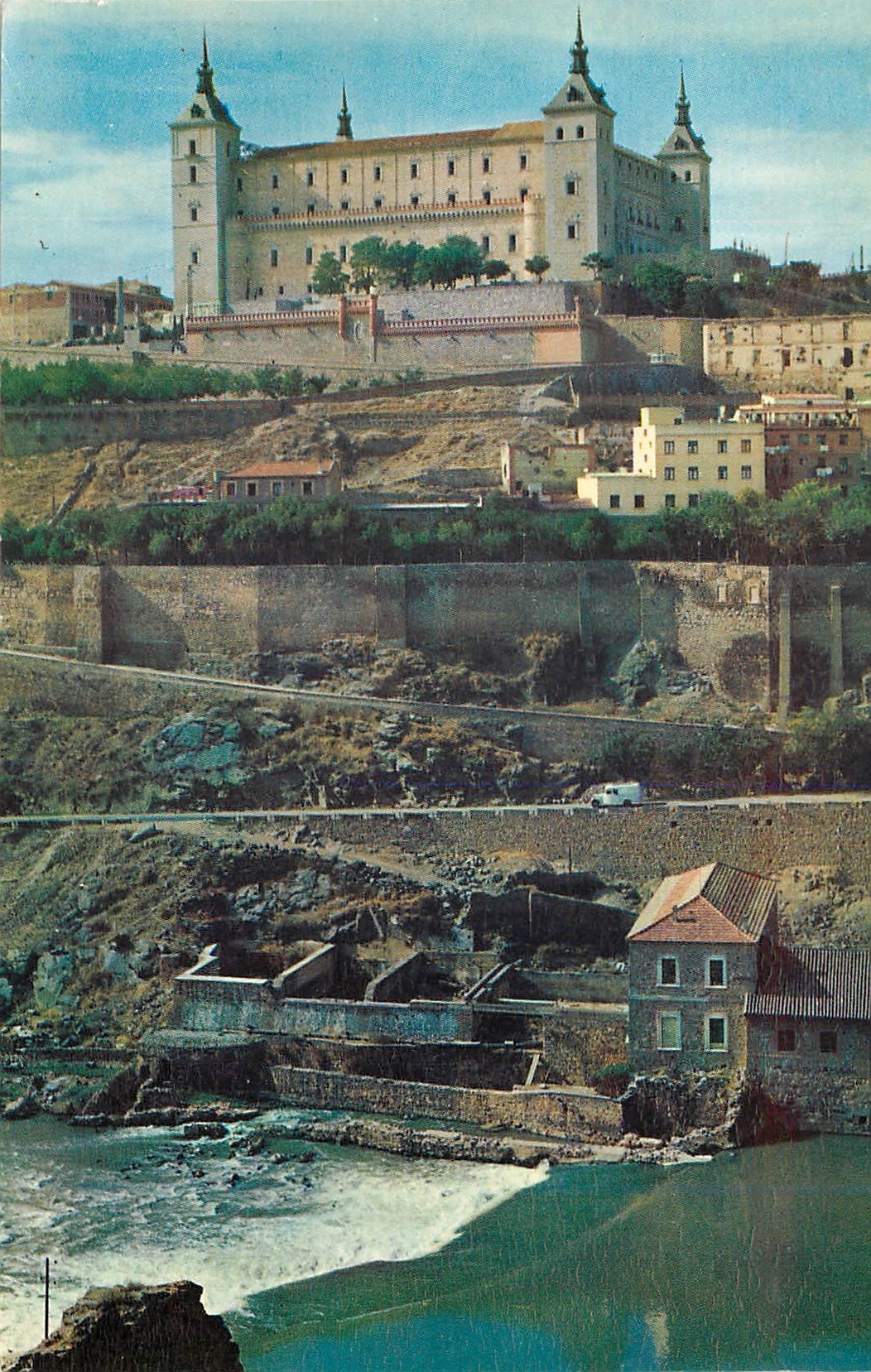 CPM Toledo Alcazar et fleuve Tajo