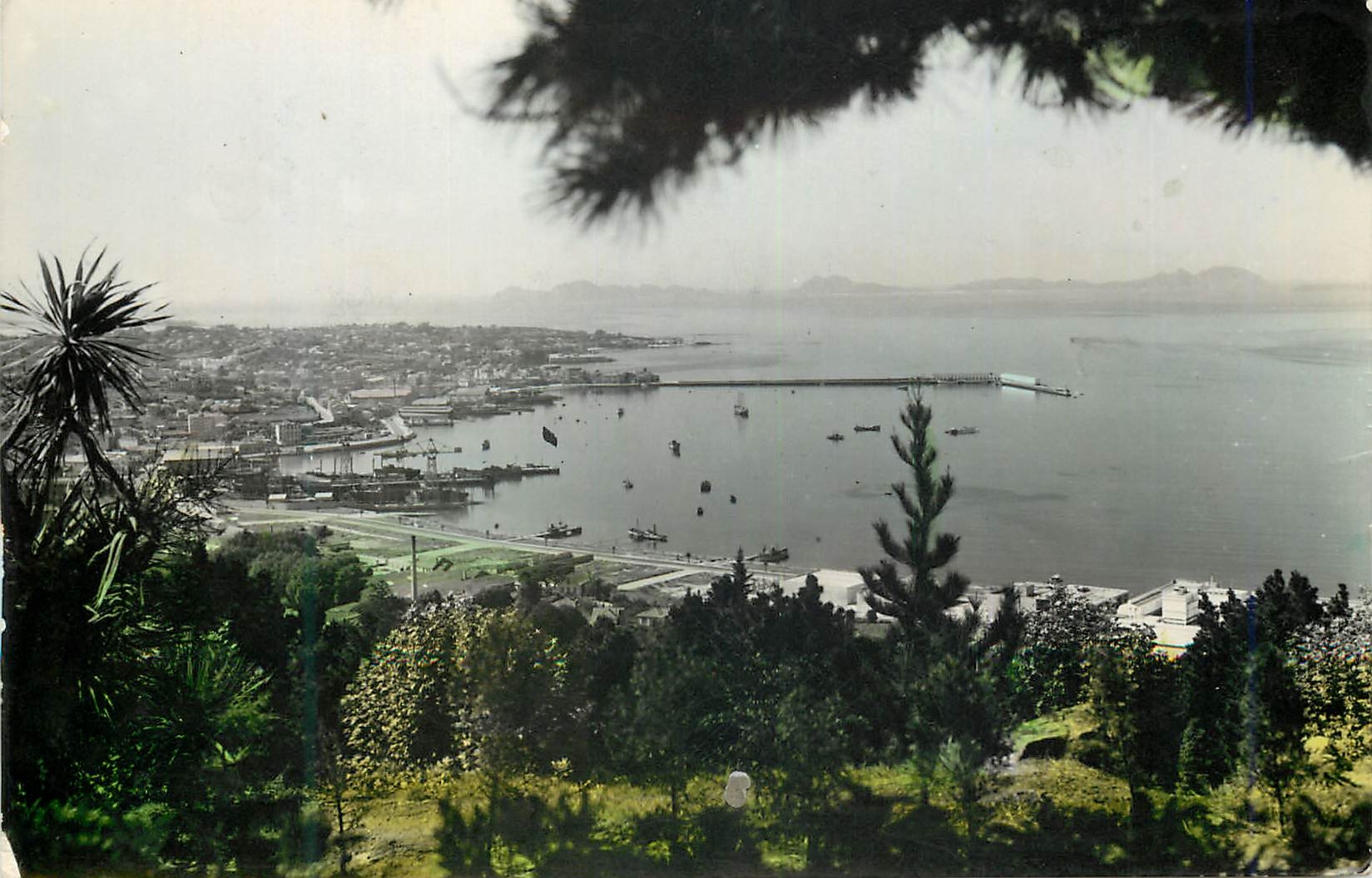 CPM Vigo Vue Partielle de l'Estuaire et zone Industrielle au Fond Iles Cies