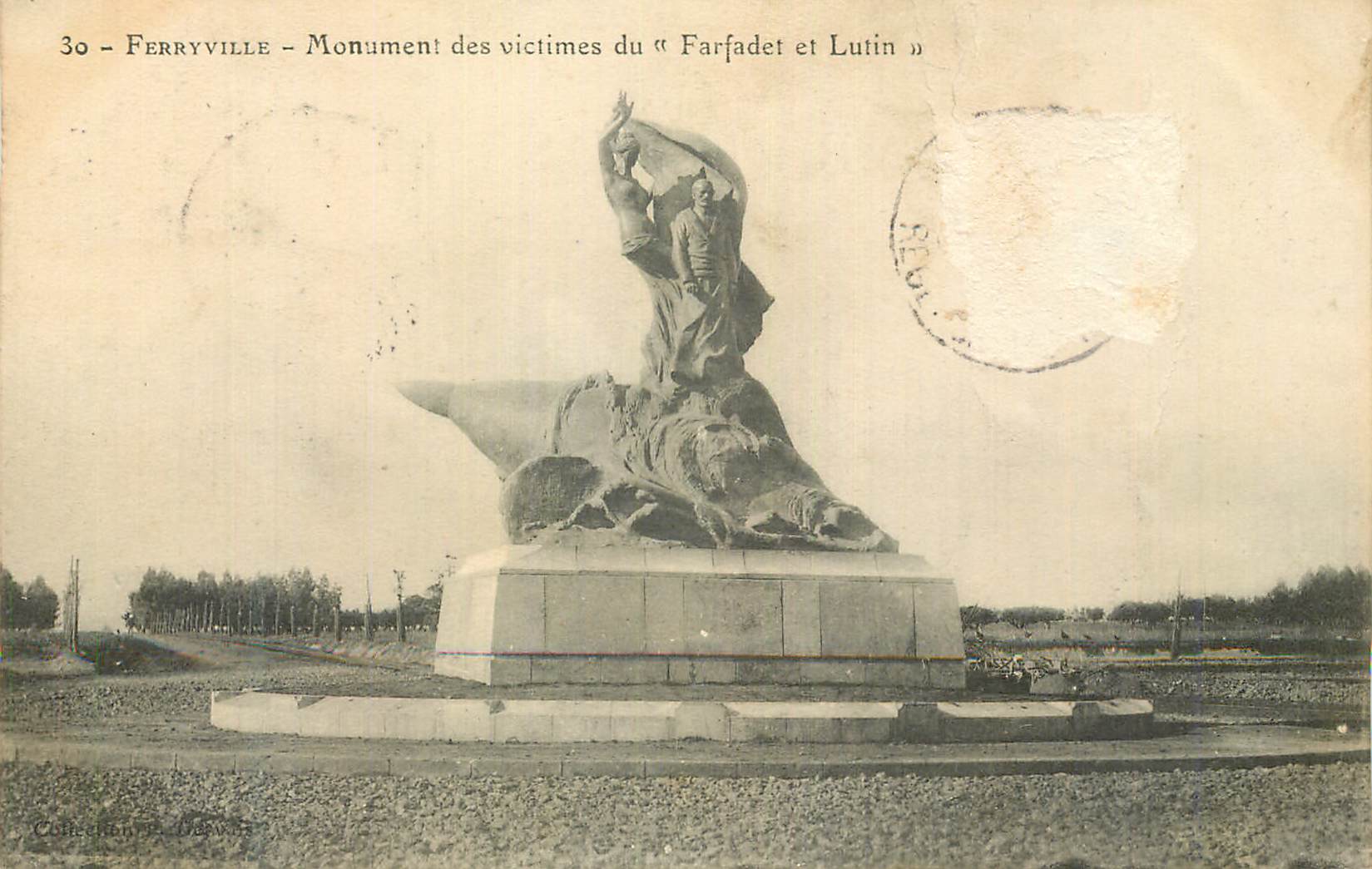 CPA Ferryville Monument des victimes du Farfadet et Lutin