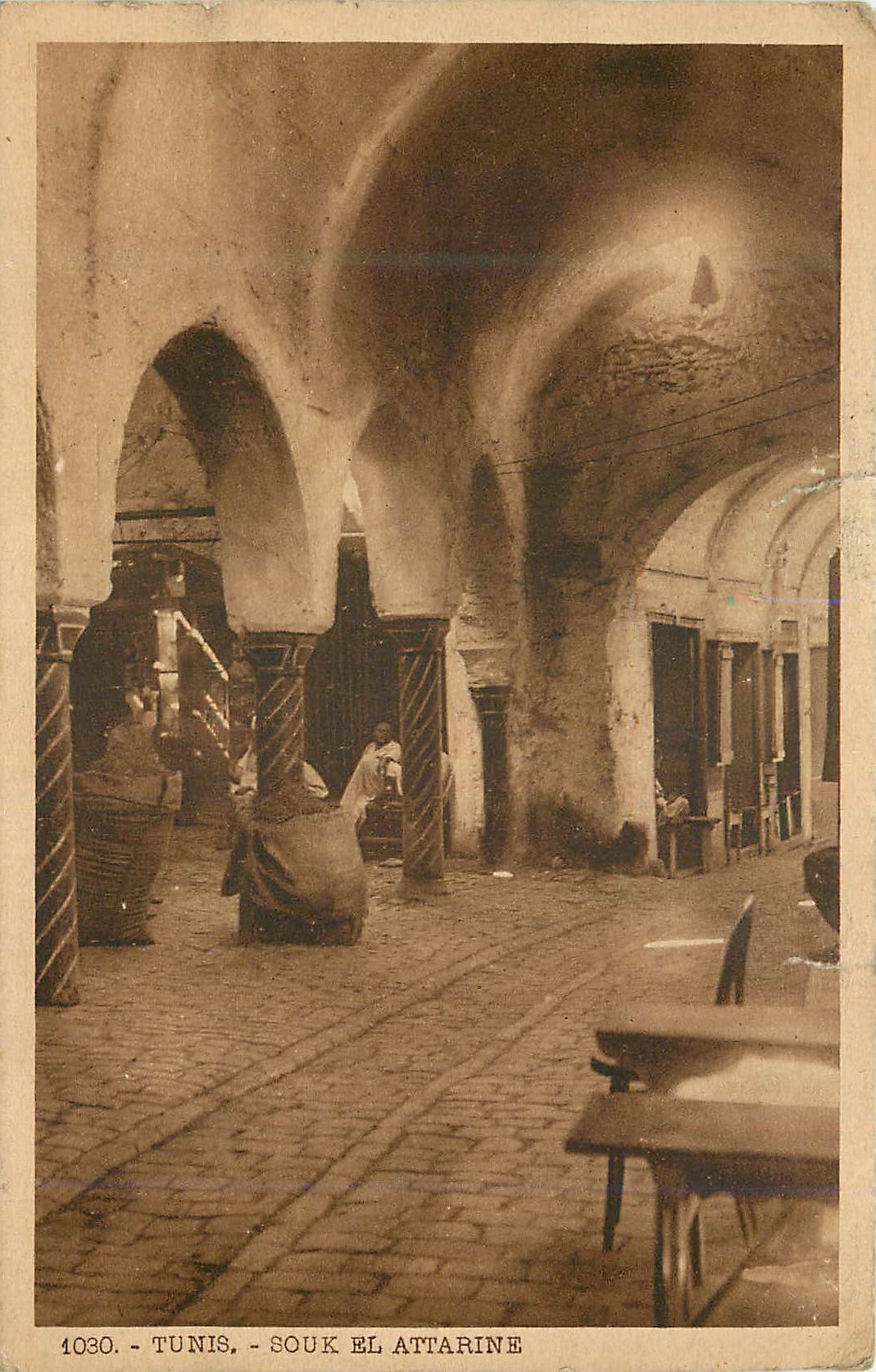 CPA Tunis Souk el Attarine