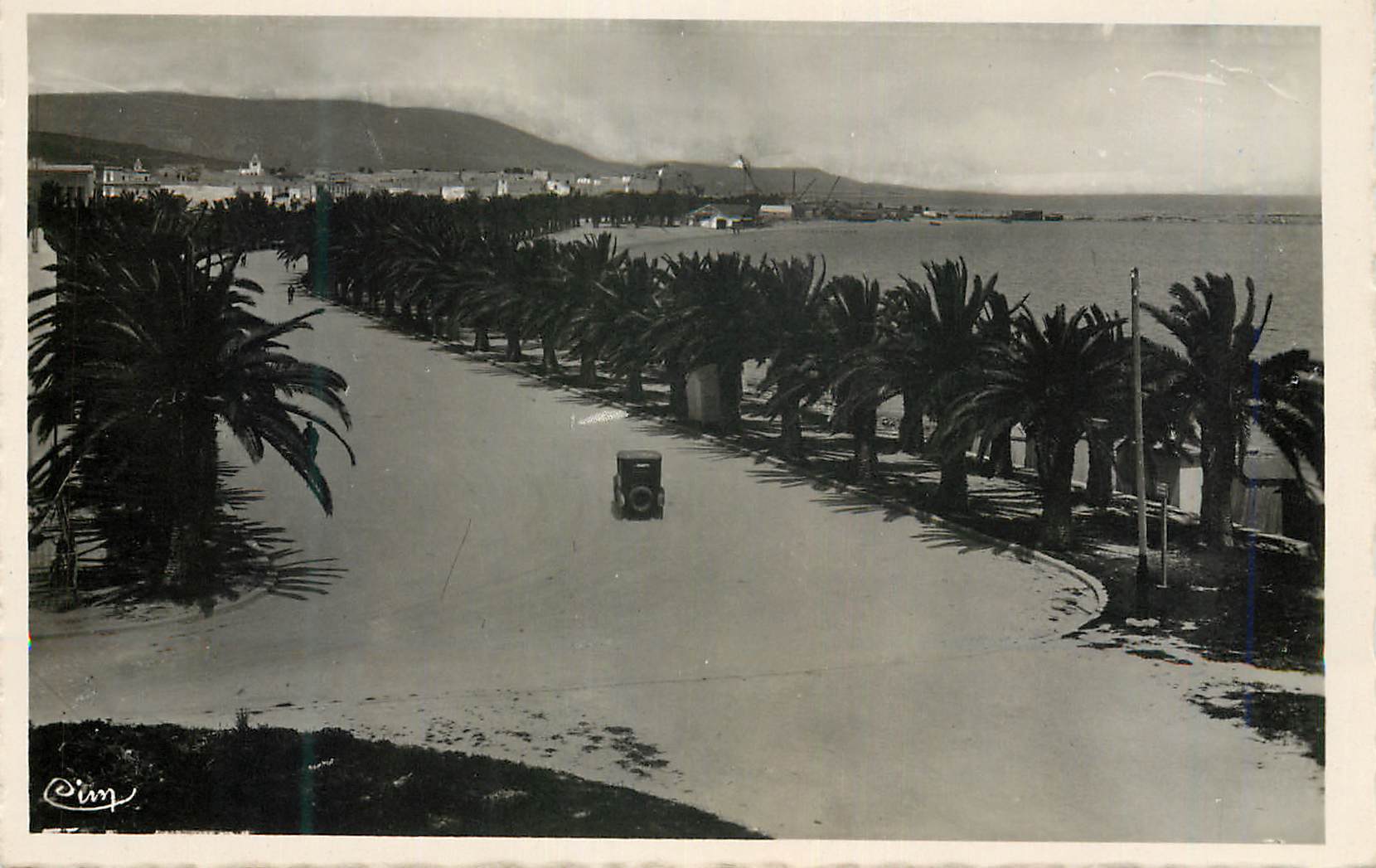 CPA Bizerte Tunisie Vue de la Plage
