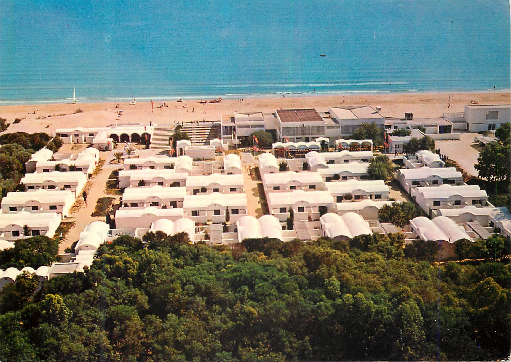 CPM Raouad (Tunisie) Touring Club