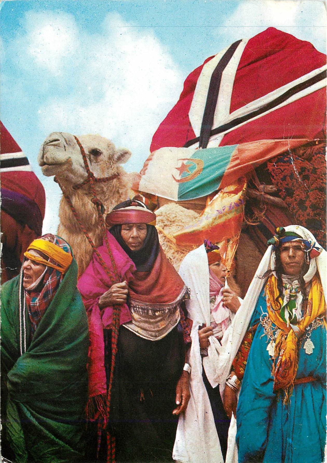 CPM Tunisie Vers l'Orient Femmes Bedouines