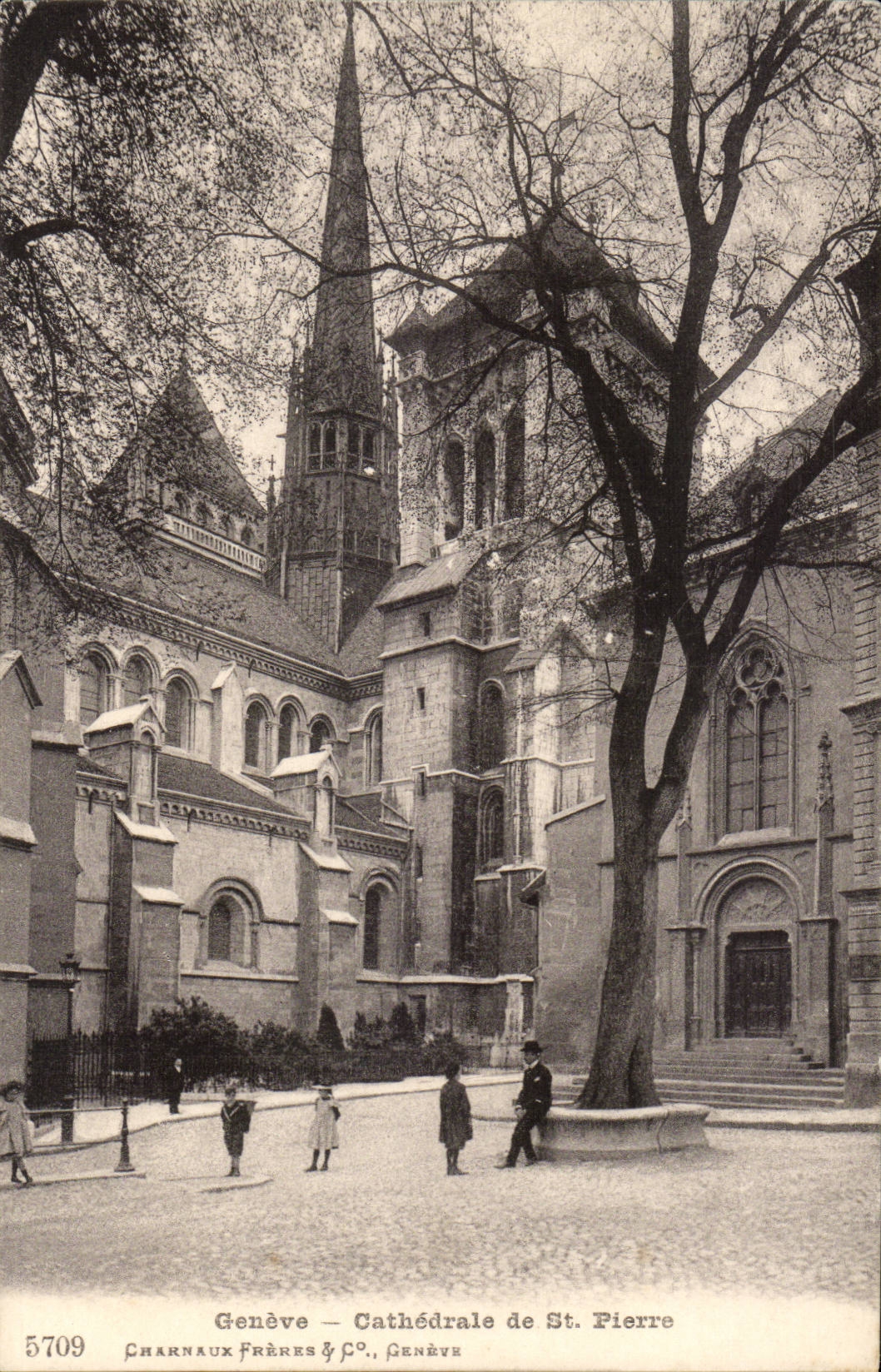 Suisse - Geneve - Cathedrale de St Pierre - enfant - CPA 