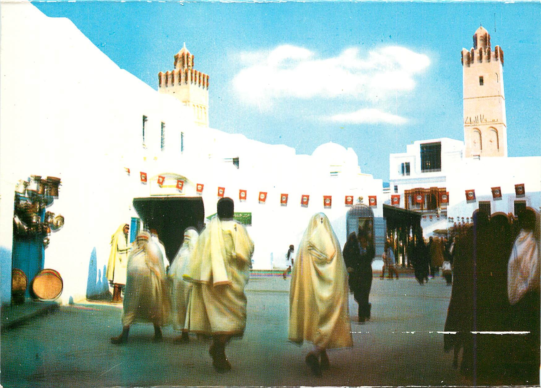 CPM Le rue principale de la Medina de Kariouan 