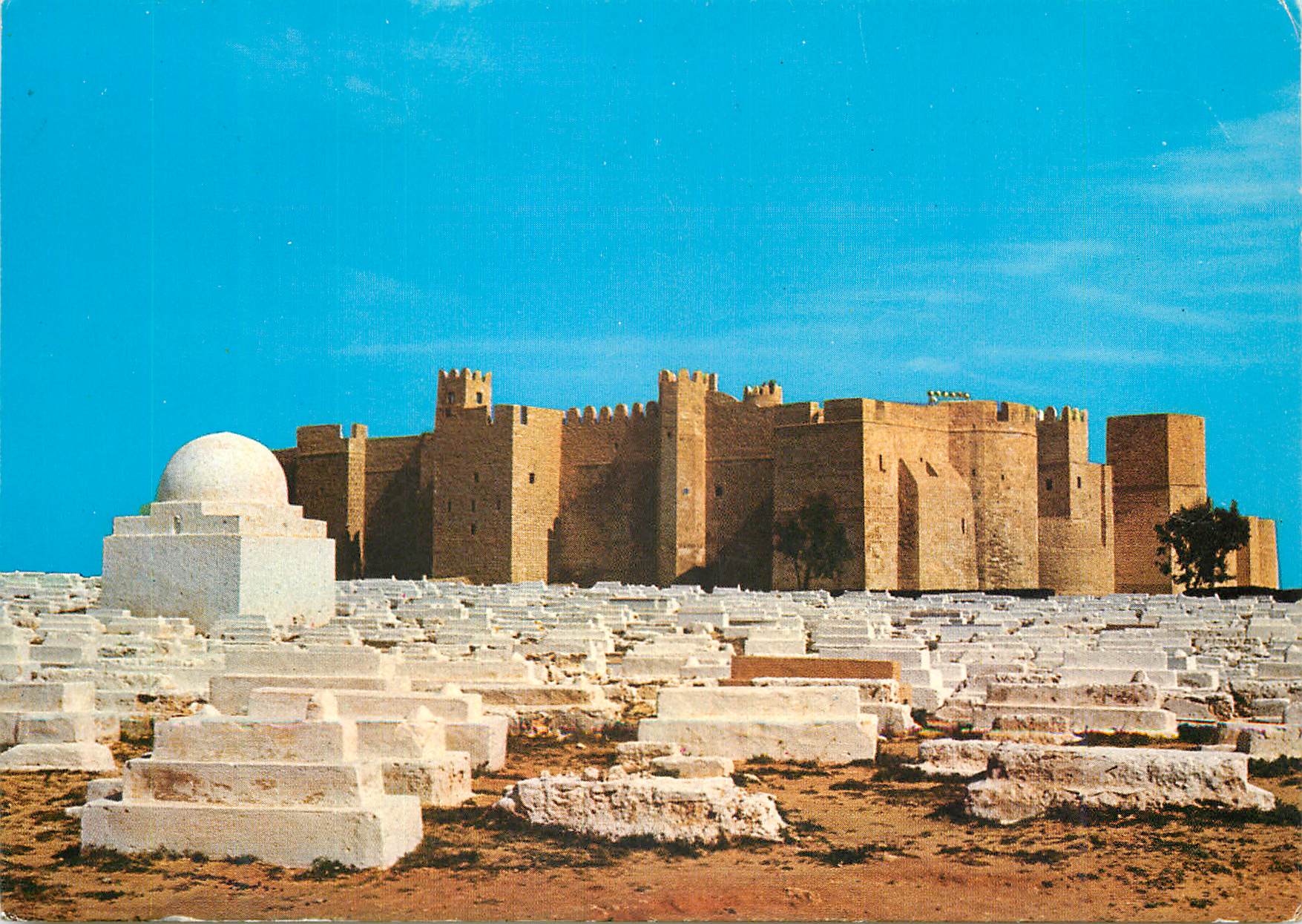 CPM Monastir Le Ribat et le cimetiere marin 