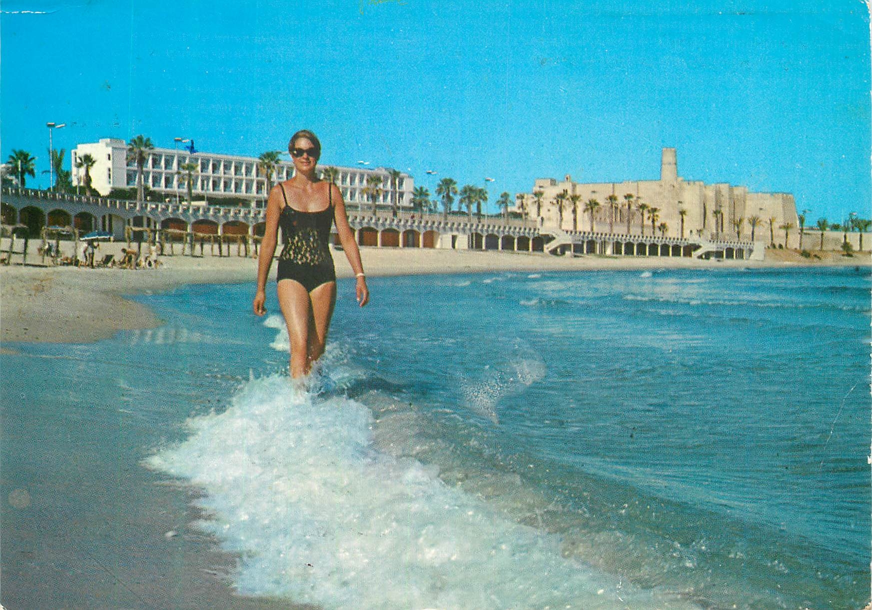 CPM Monastir Tunisie L'hotel Esplanade la plage le Ribat 