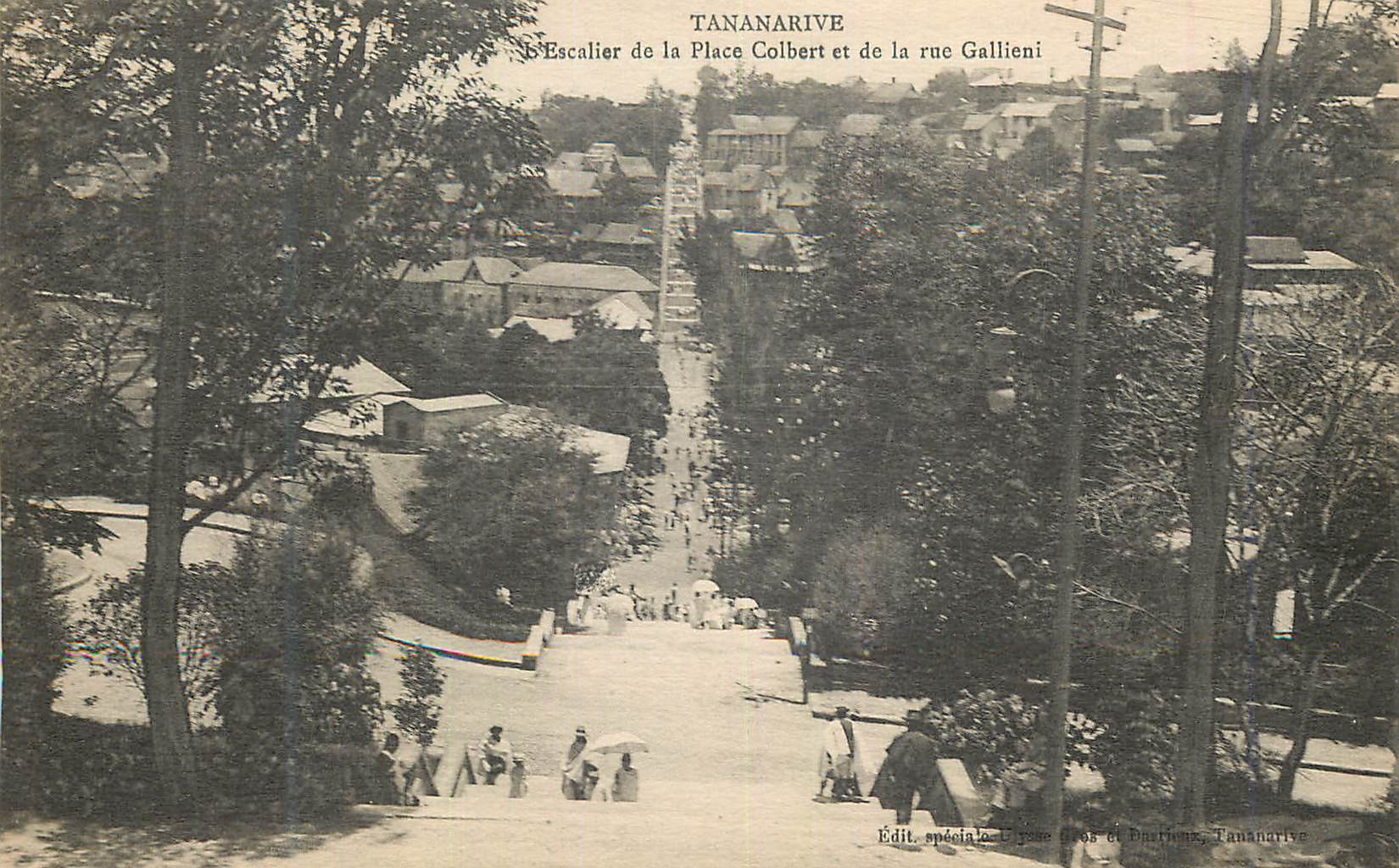 CPA Tananarive Escalier de la Place Colbert et de la rue Gullien 