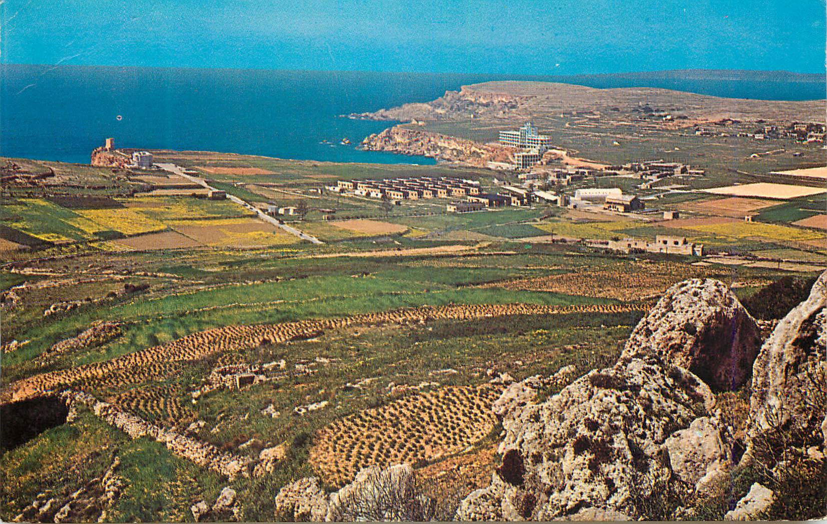 Ghajn Tuffieha — vue générale avec les Golden Sands et les hôtels Cote D'Or en arrière-plan — SLIEMA, CLM 86