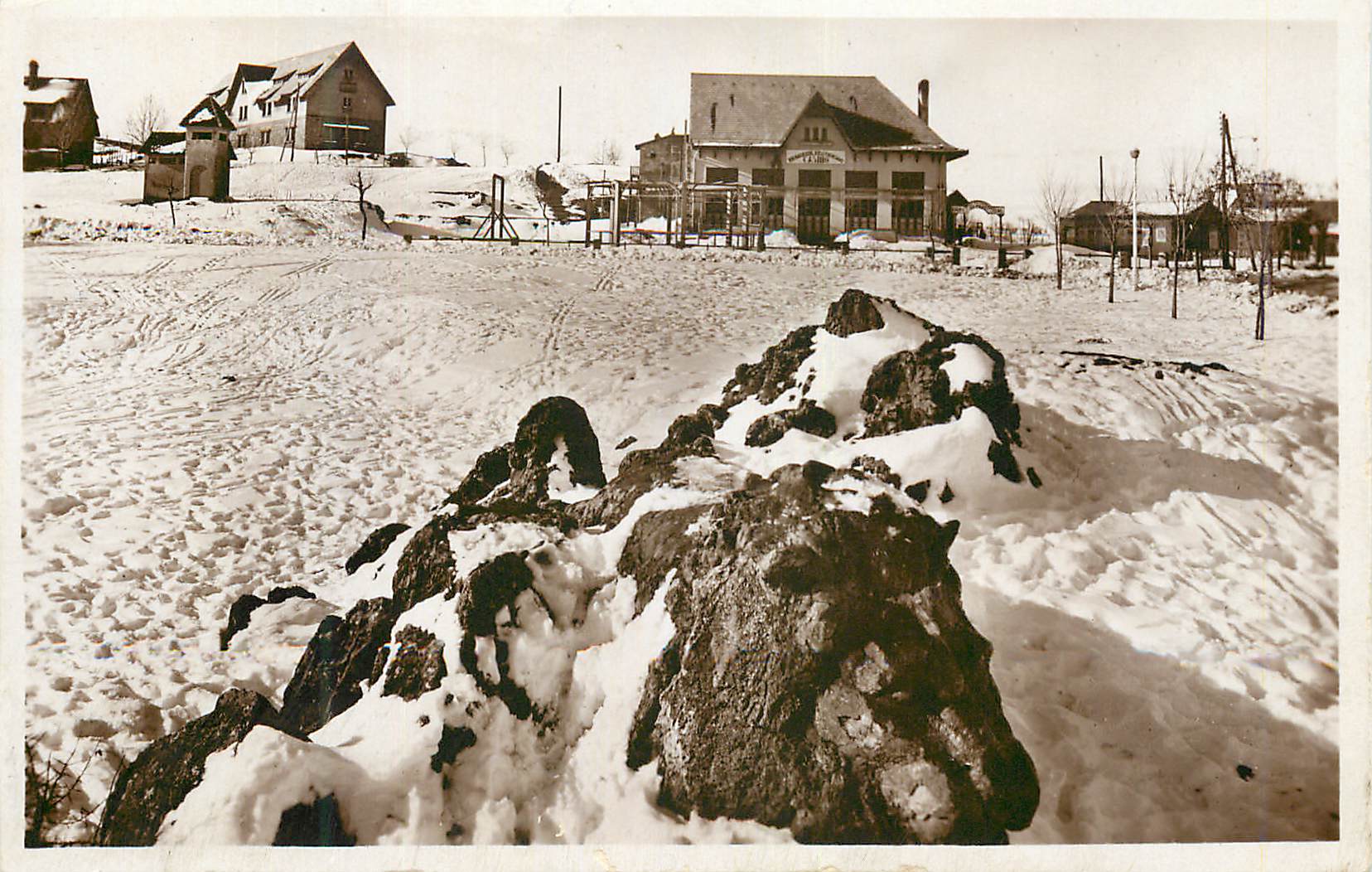 CPA Ifrane sous la neige Le Casino 
