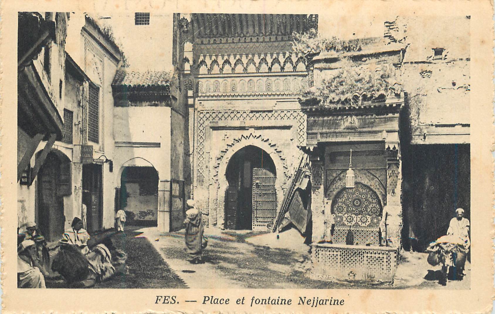 CPA Fes Place et fontaine Nejjarine 