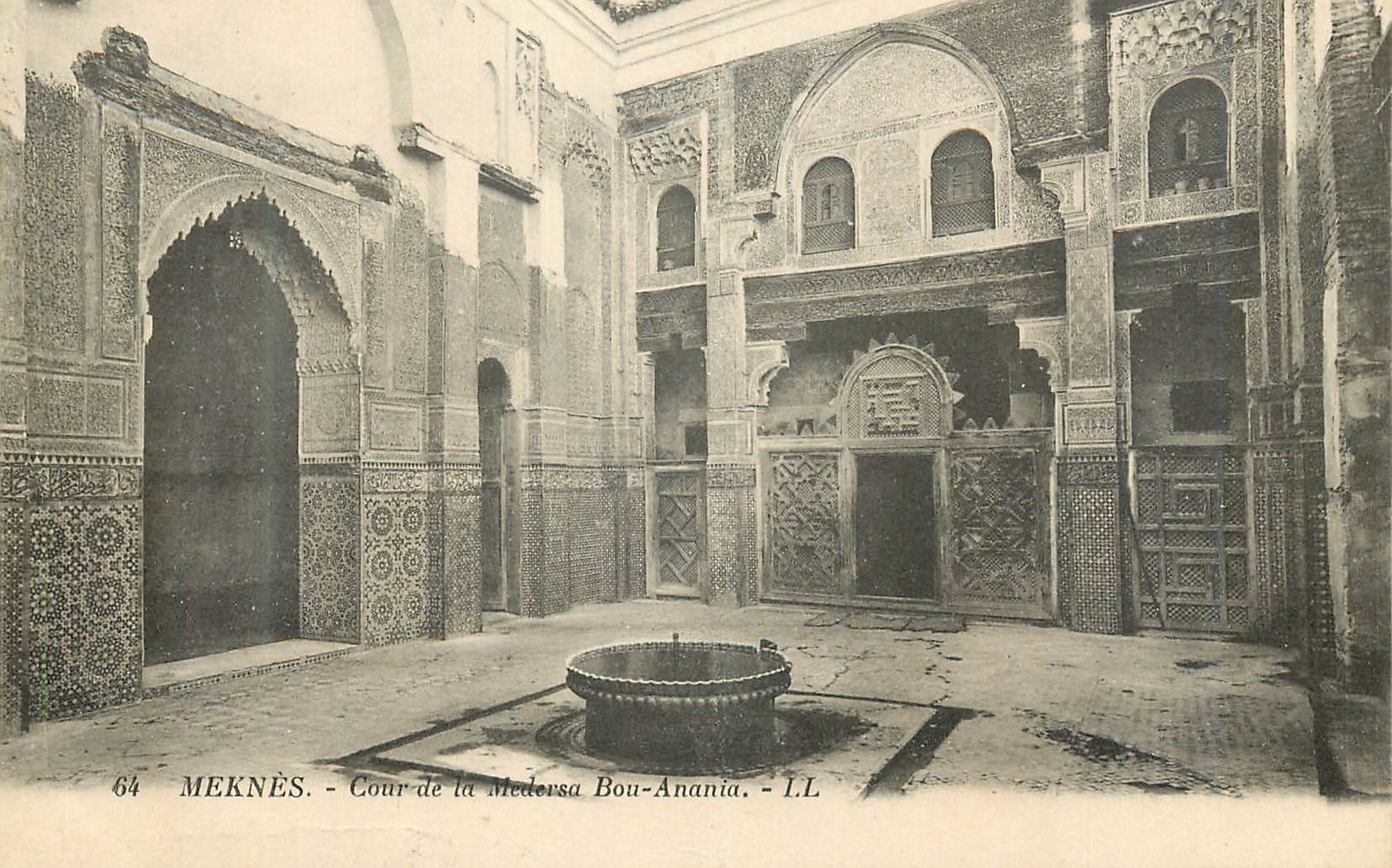 CPA Meknes Cour de la Medersa Bon Anania 