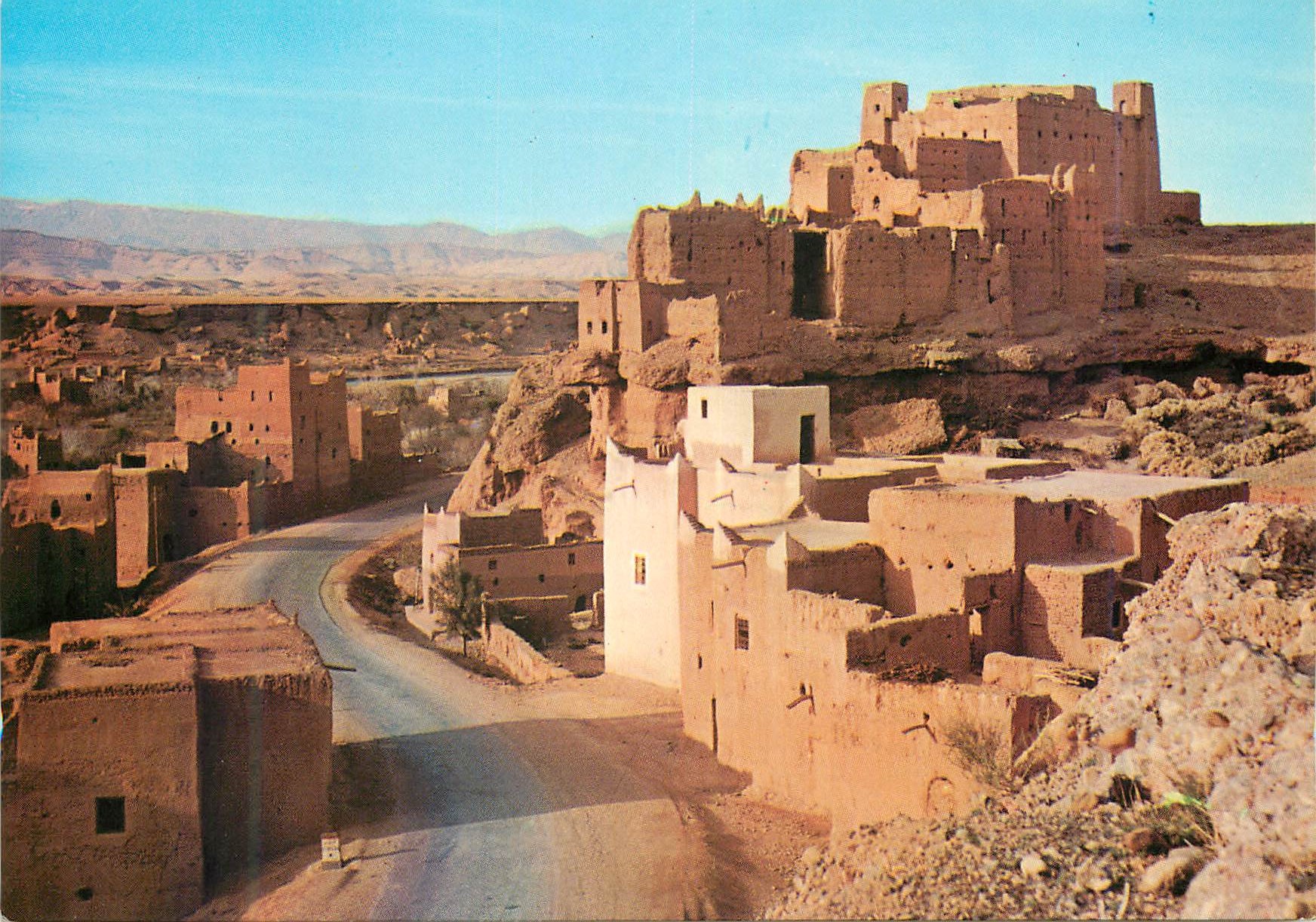 CPM Le Maroc Pittoresque El Kelaa des M Gouna La route des Kasbahs 