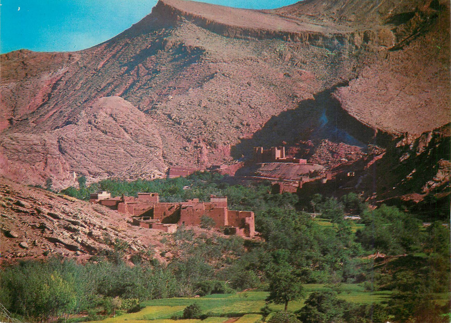 CPM Le Sud Marocain Boumalene Dades Kasbah dans la Vallee 