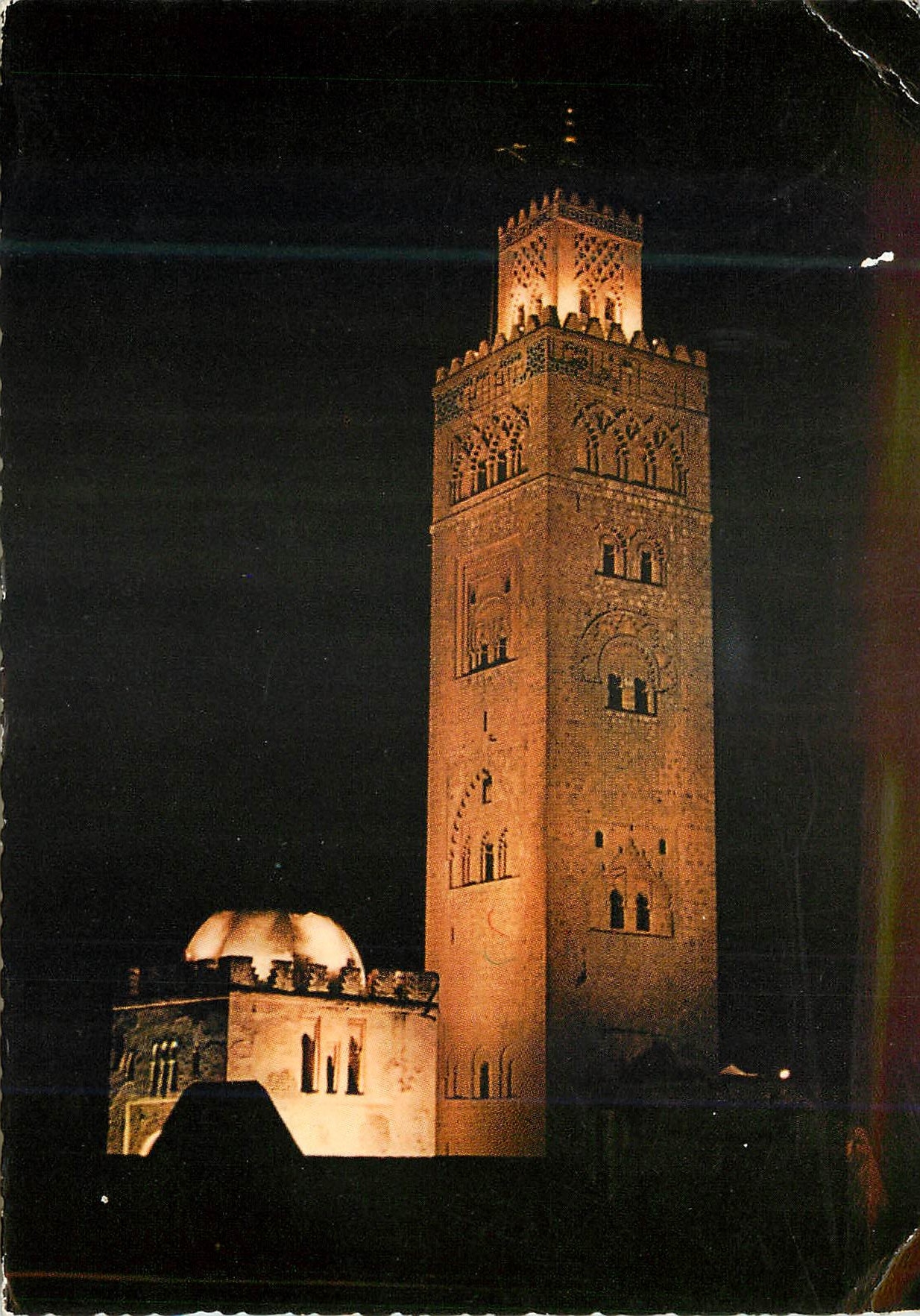 CPM Le Maroc Pittoresque La Koutoubia de nuit 