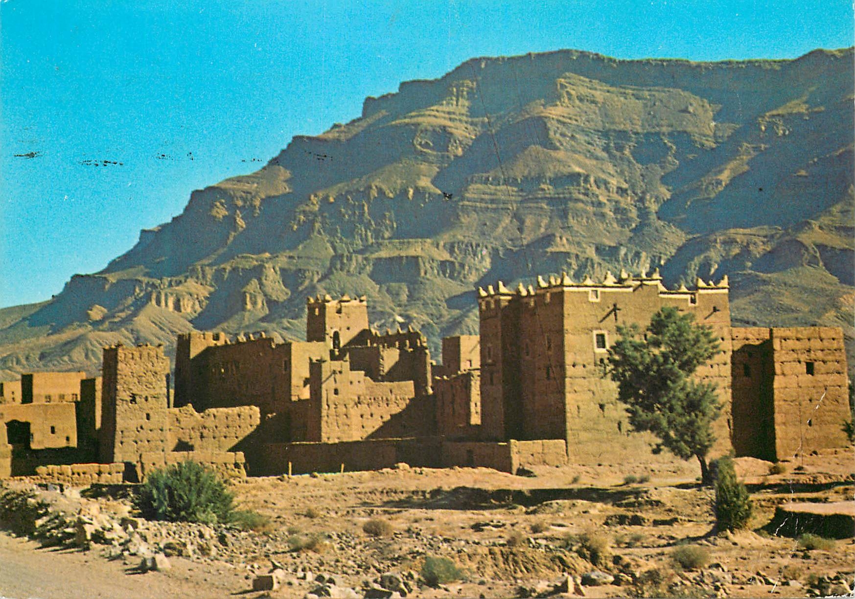 CPM Le Maroc Pittoresque Dans la vallee du Draa 