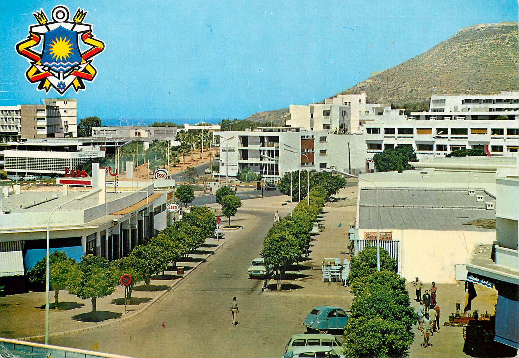 CPM Panorama d Agadir et Armoiries de la Ville 