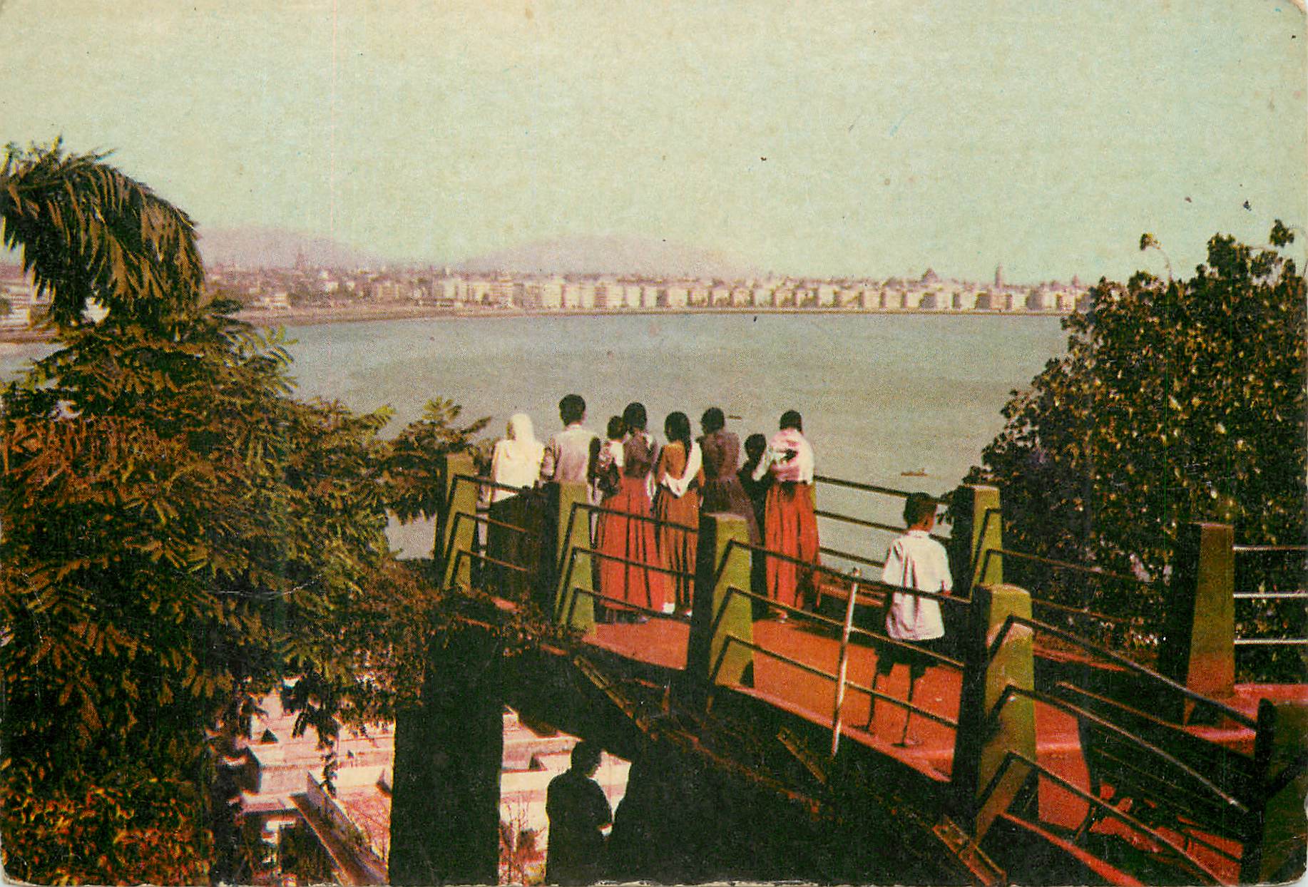 CPM Kamla Nehru Bombay A general view from Kamia Nehru Park on the Malabar Hills just close to Hanging Garden 